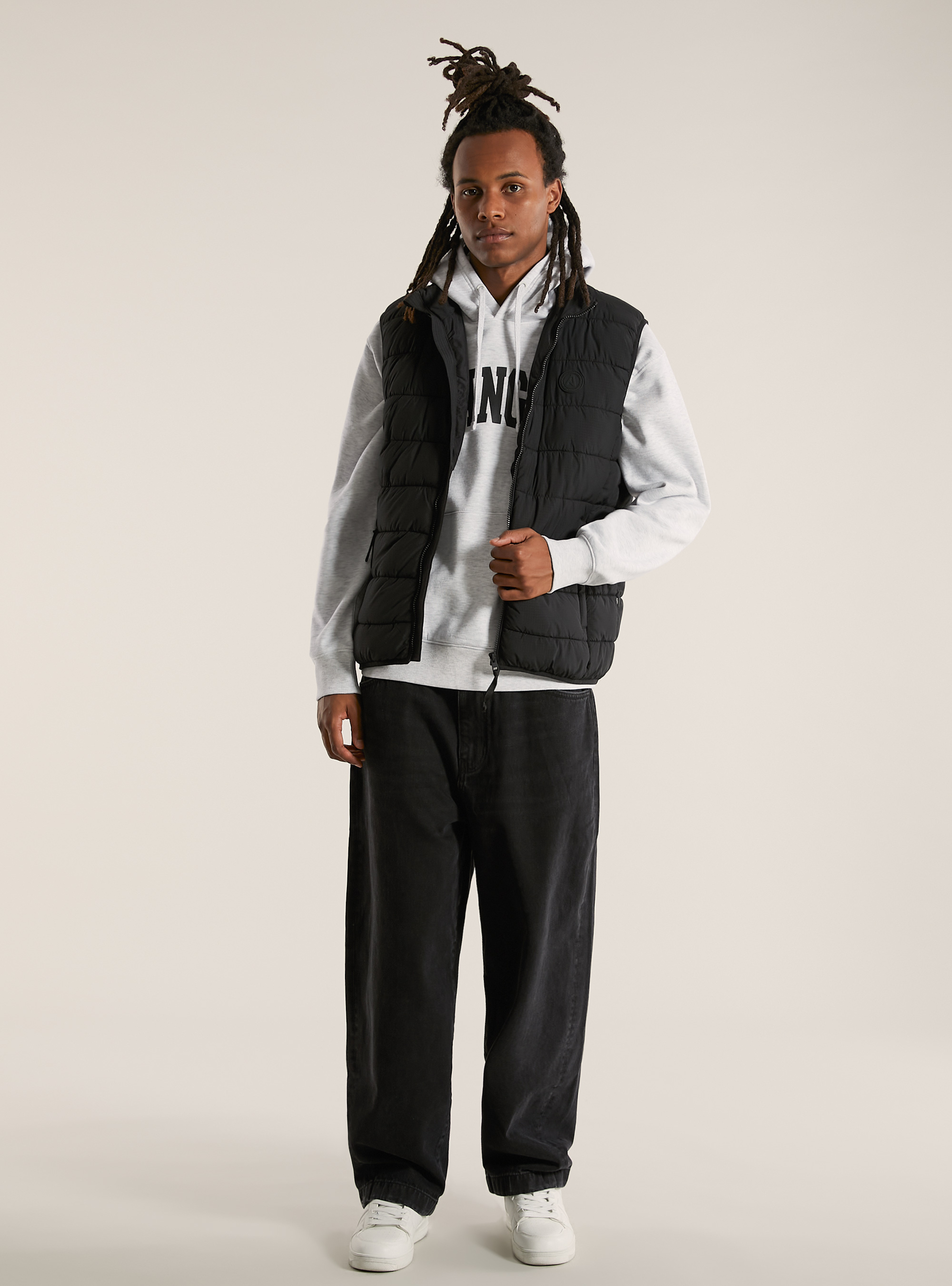 Padded sleeveless jacket, BK1 BLACK