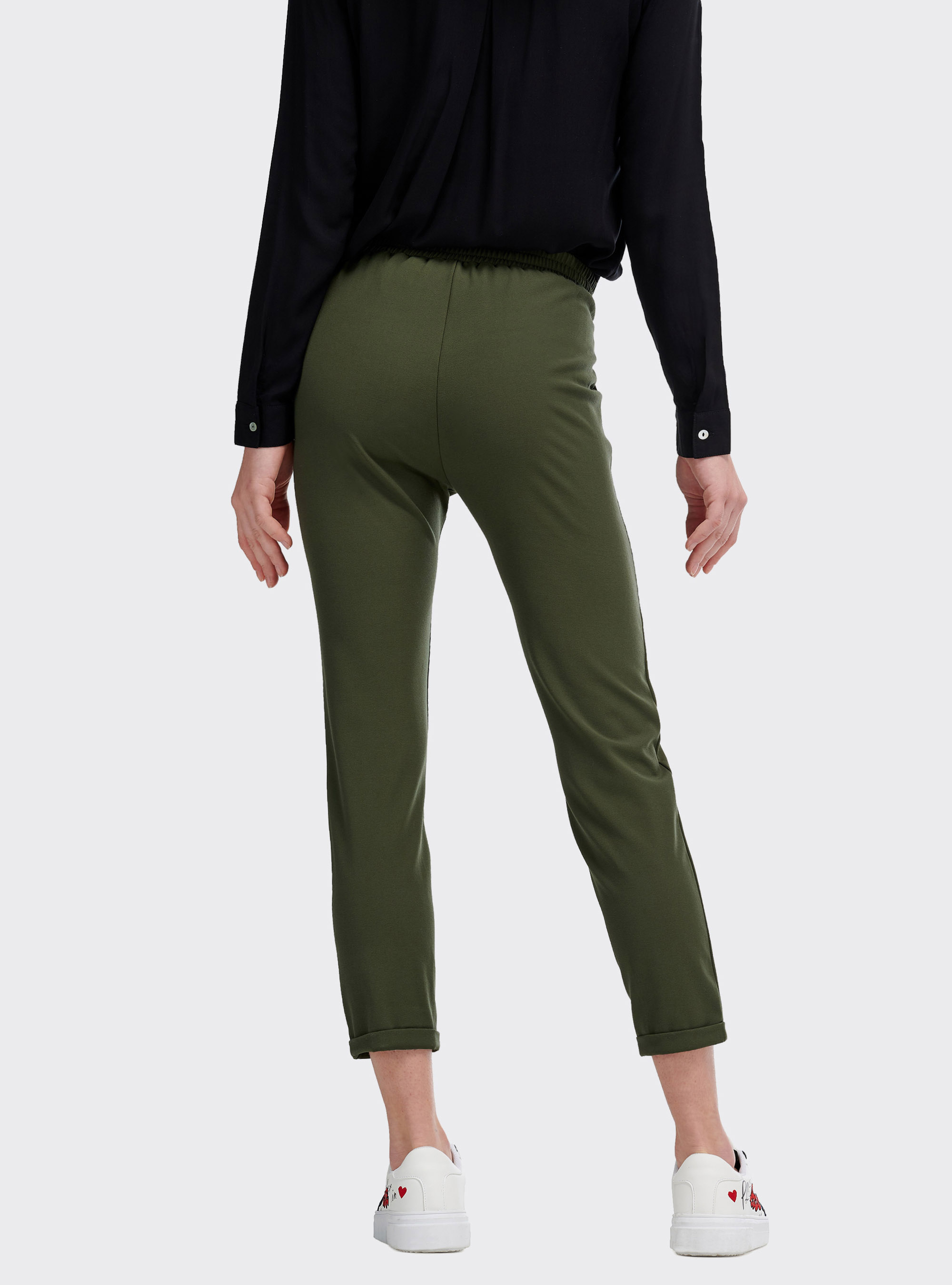 Chino trousers with a contrast belt, C6631 KAKY