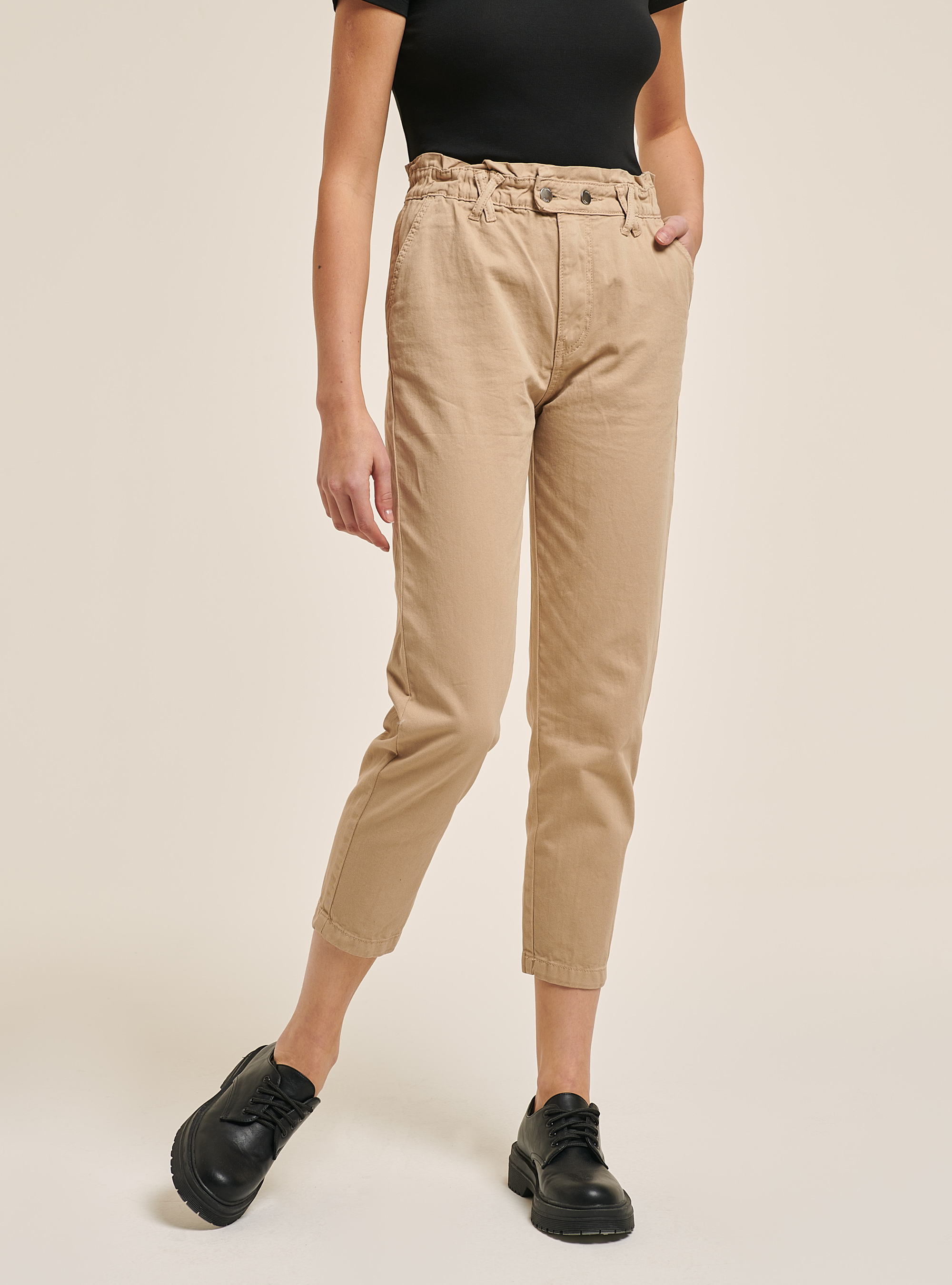 Pantalones anchos de algod&oacute;n, BEIS