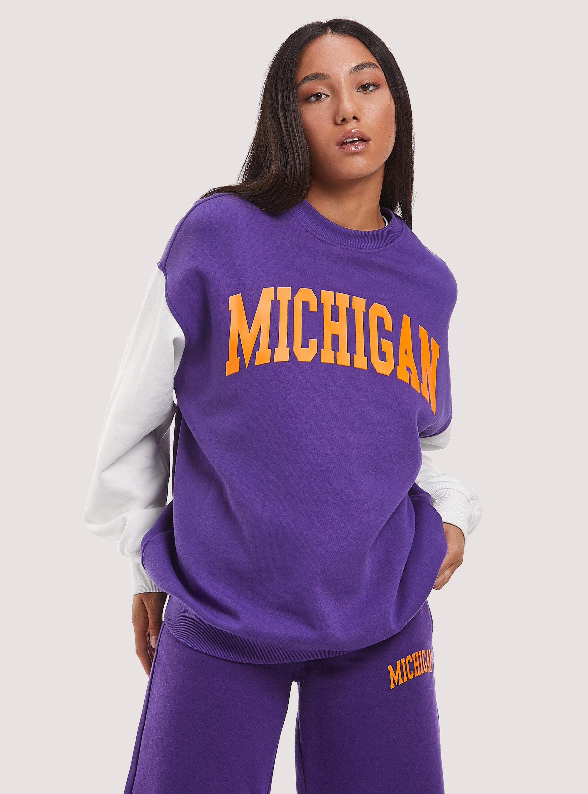 Sudadera con estampado y mangas en contraste, VI2 VIOLET MEDIUM
