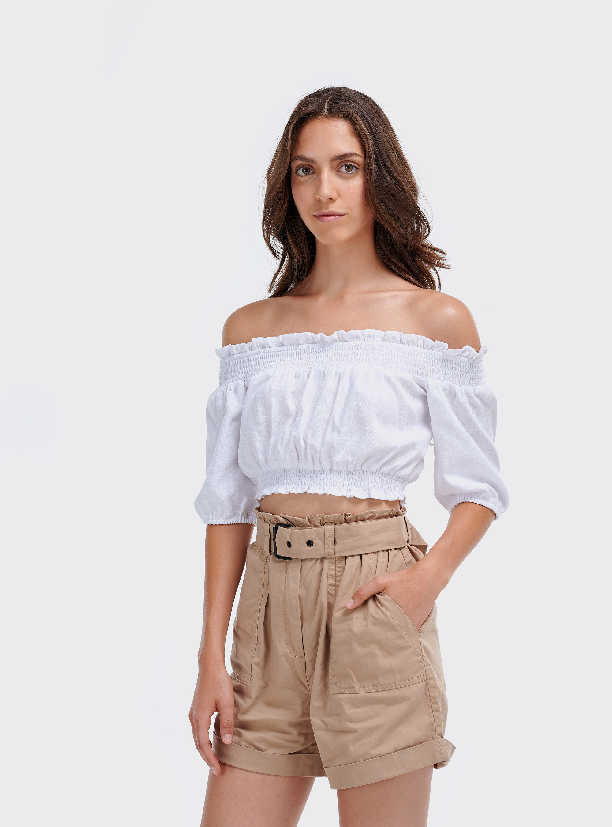 Blusa cropped con maniche a sbuffo, BIANCO