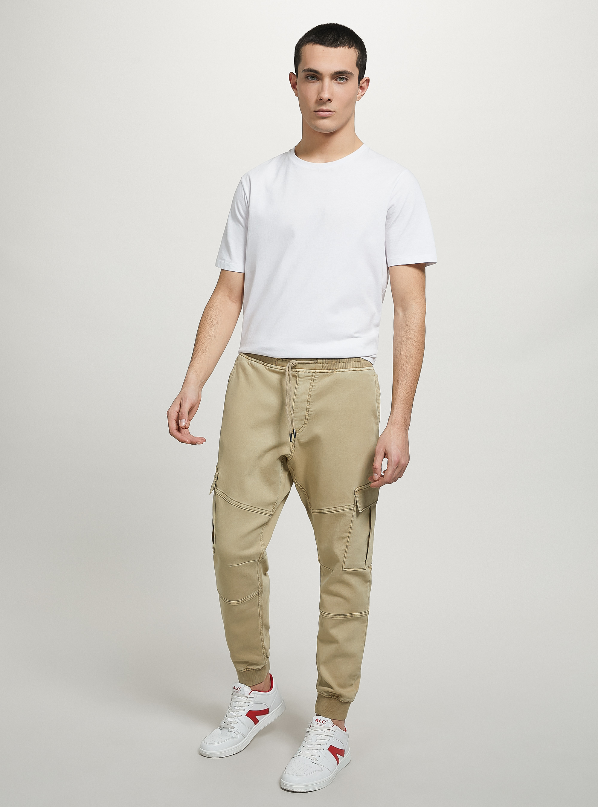 Jogger trousers with large pockets, TB2 TOBACCO MEDIUM