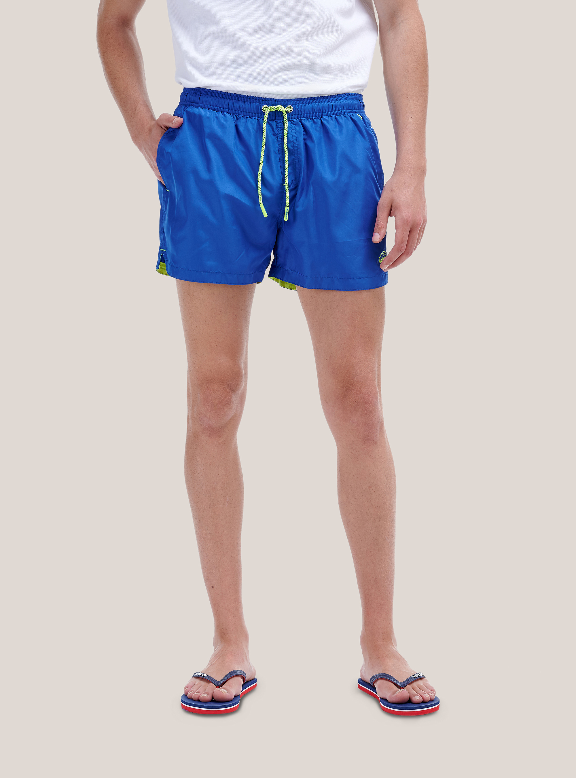 Costume tinta unita con ricamo e tasca sul retro, C265 ROYALE FLUO