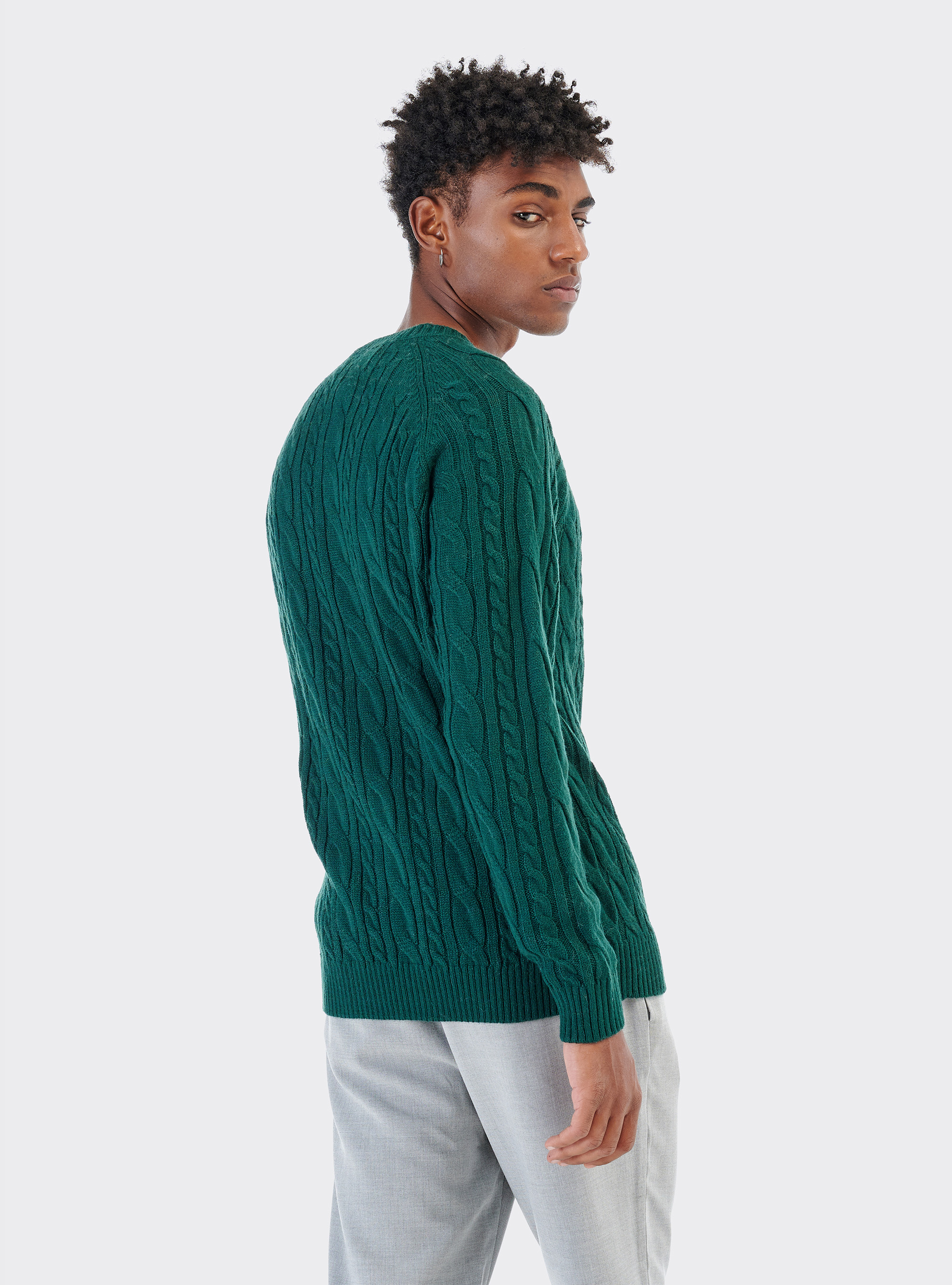 Pullover in misto lana con lavorazione a trecce, C0640 GREEN BOTTLE