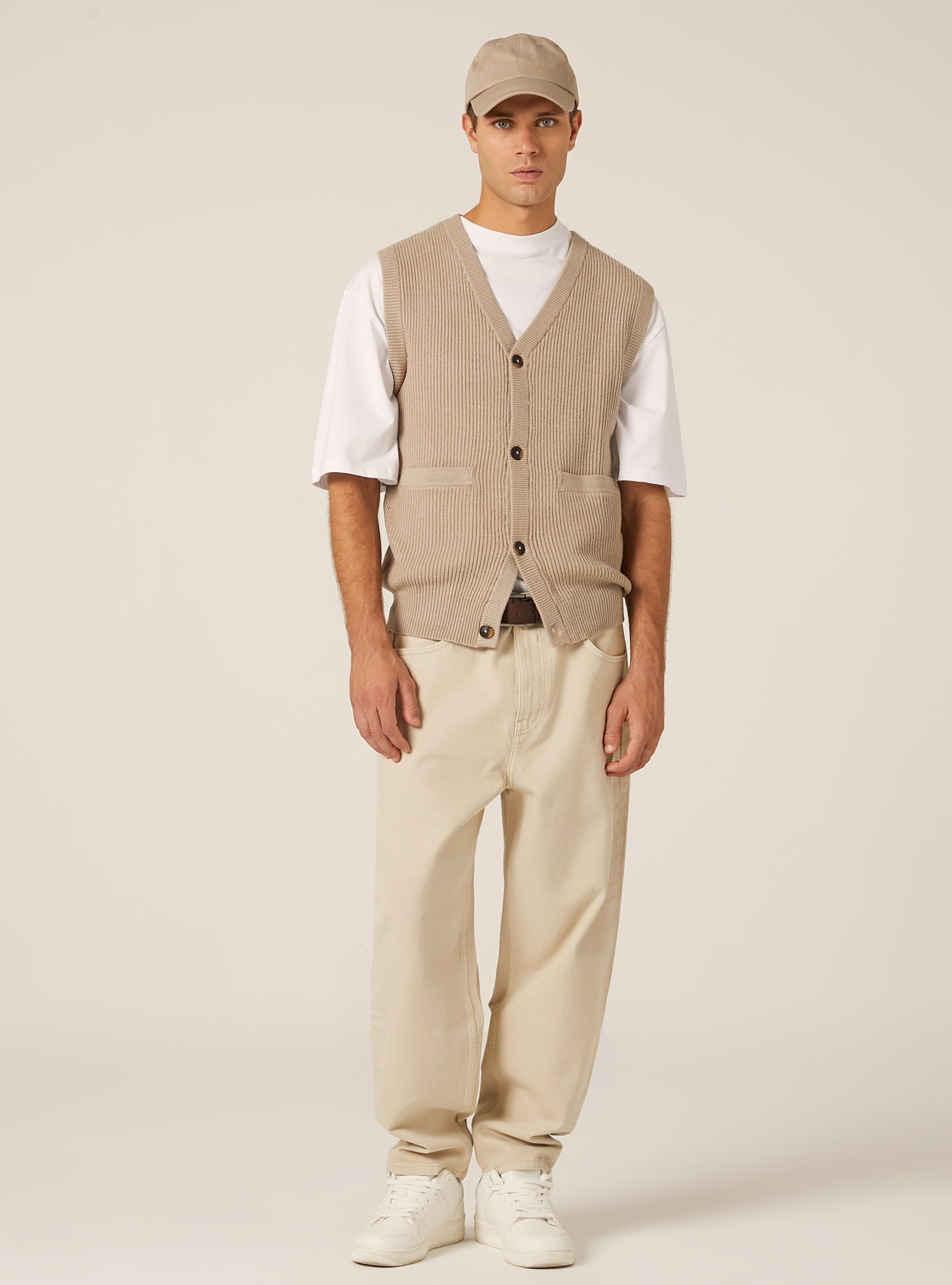 Knitted vest with pockets, BG2 BEIGE MEDIUM