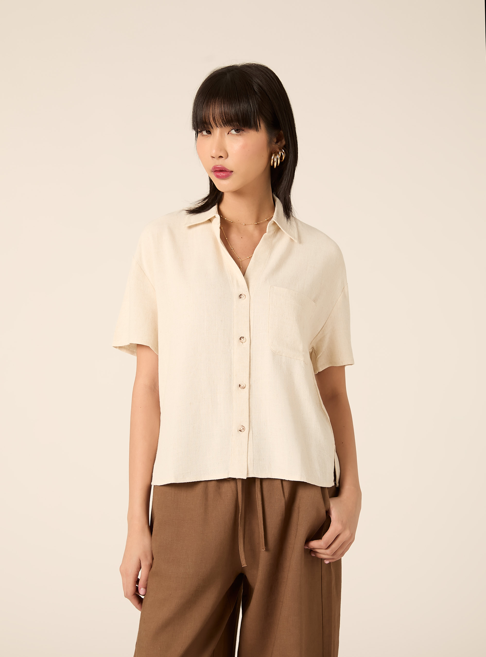 Camisa cropped de mezcla de lino, MBG3 BEIGE MEL LIGHT