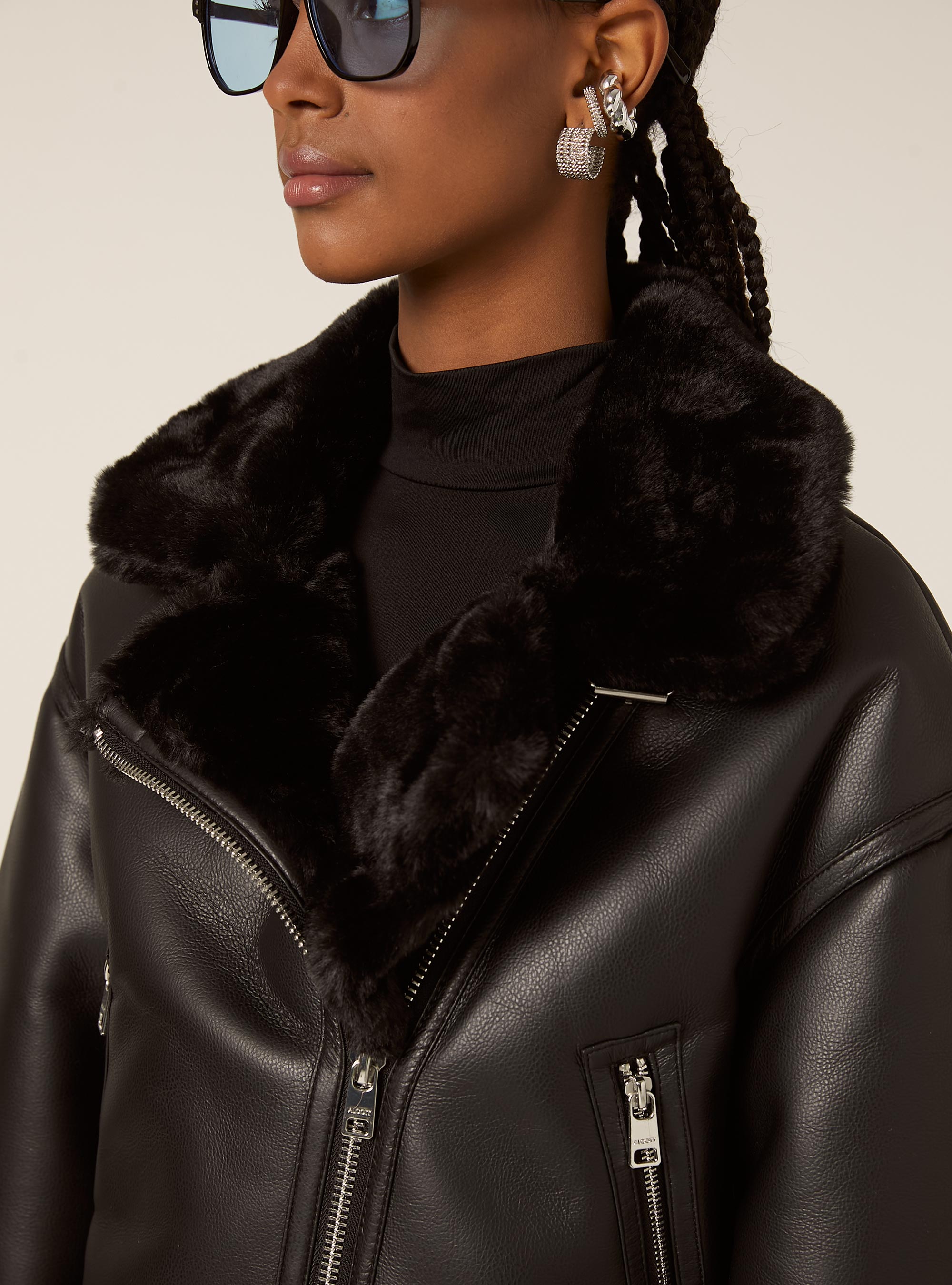 Giubbotto montone effetto pelle, BK1 BLACK