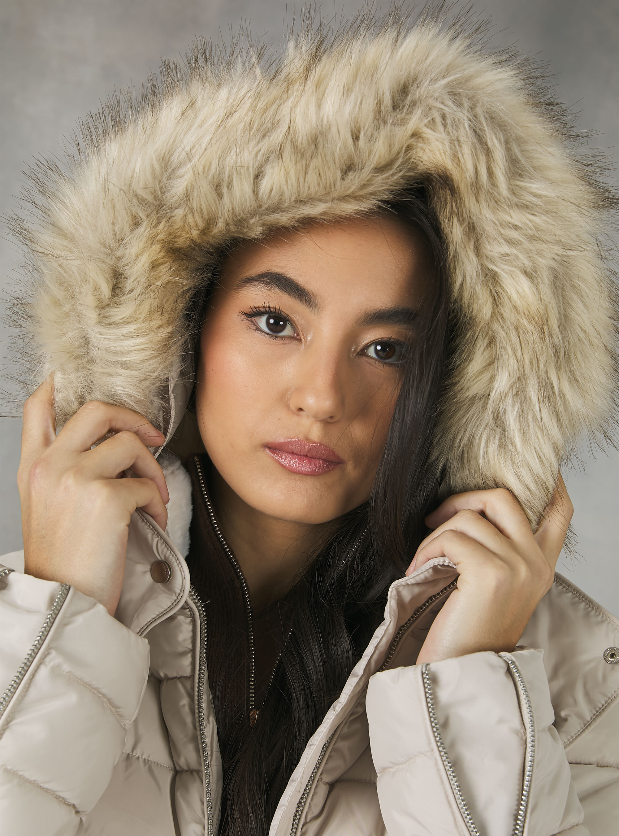 Padded jacket with hood and faux fur collar, Alcott