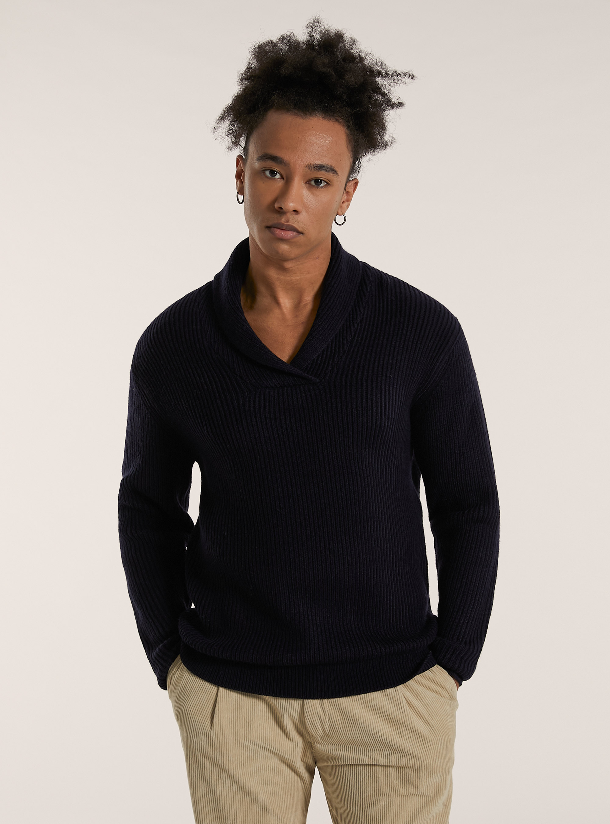 Pullover morbido a coste con colletto in rilievo, NA2 NAVY MEDIUM