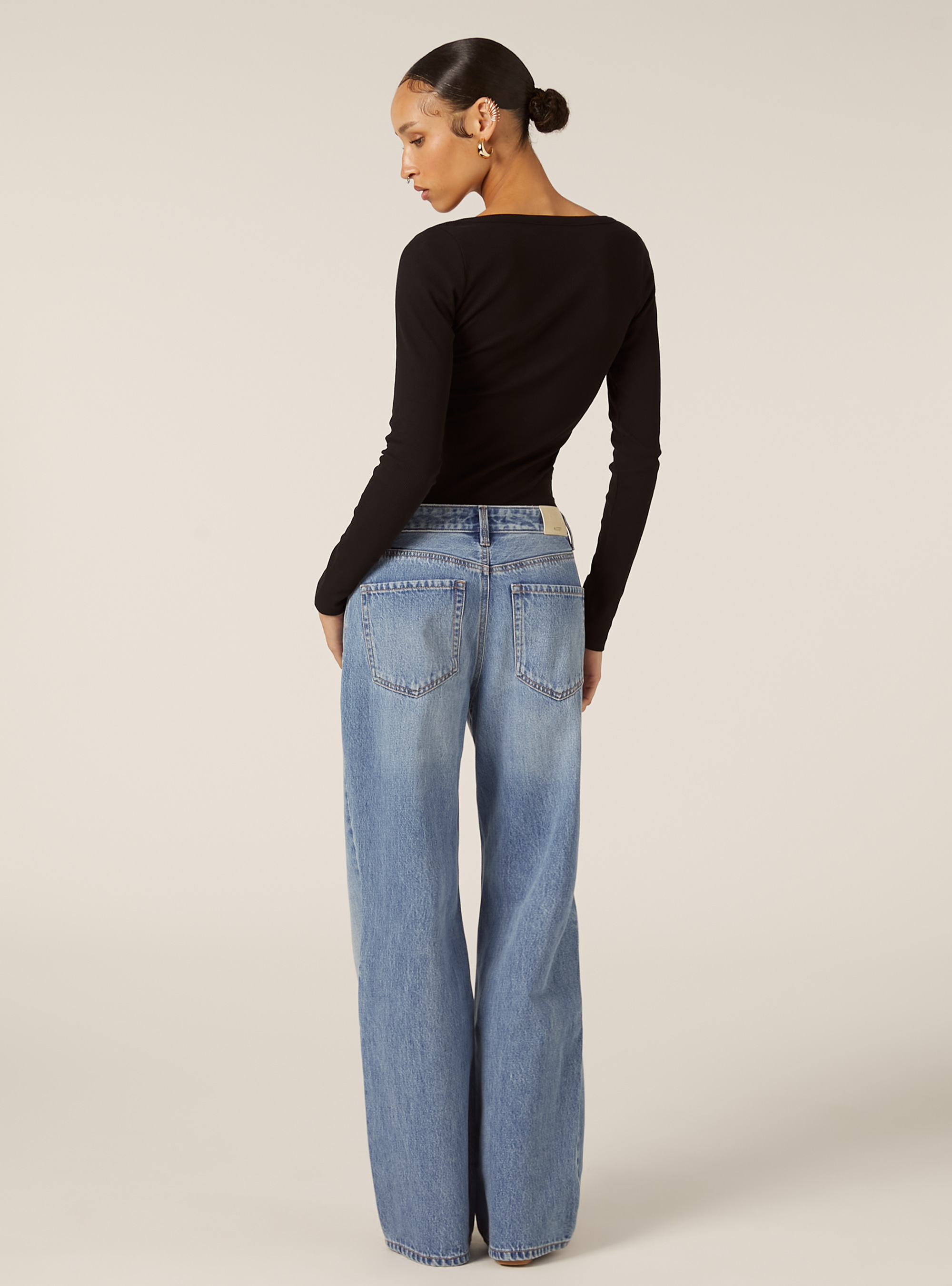 Long-sleeved V-neck T-shirt, BK1 BLACK