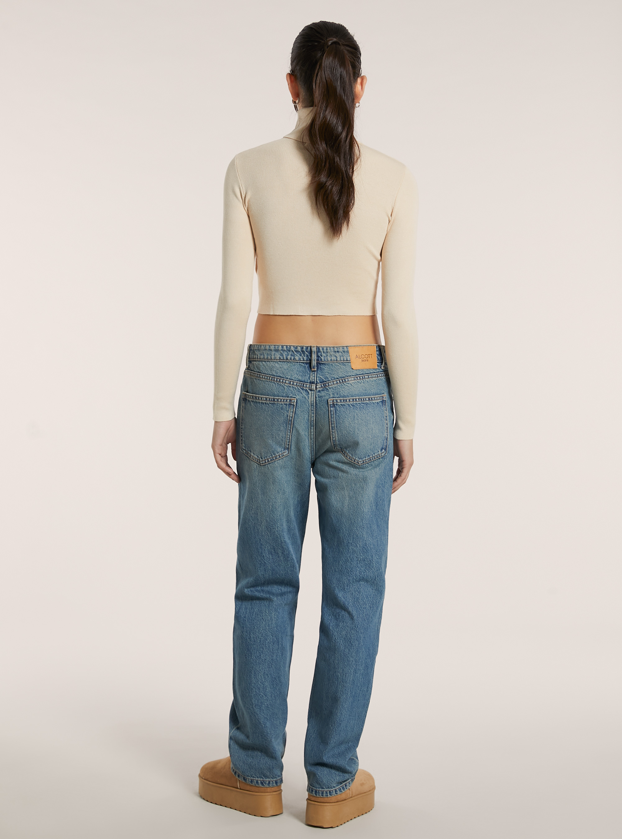 Cropped high-neck pullover, CR2 CREAM MEDIUM