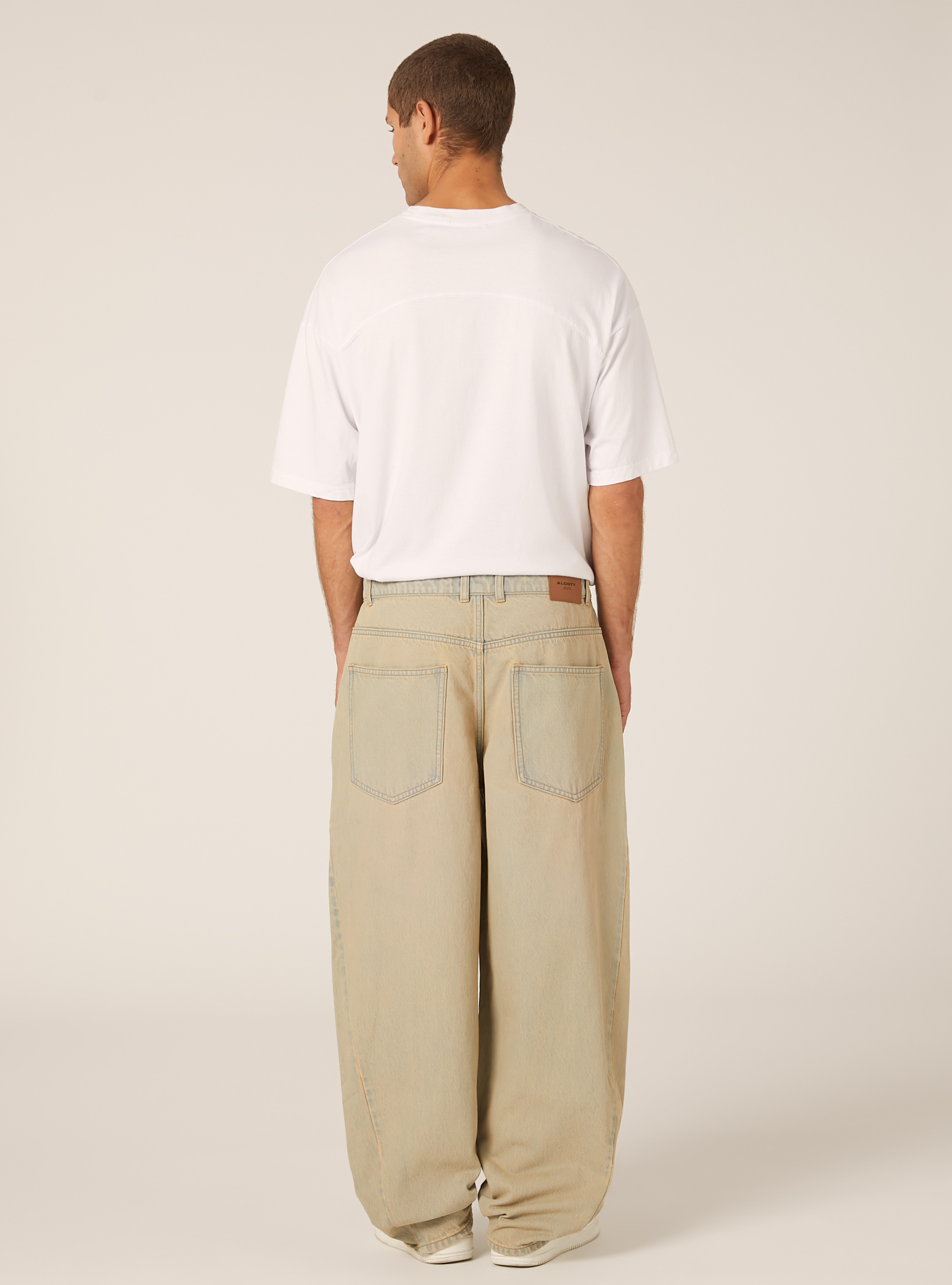 Jeans coupe ballon, D202 AZZURRE LIGHT OVERDYE