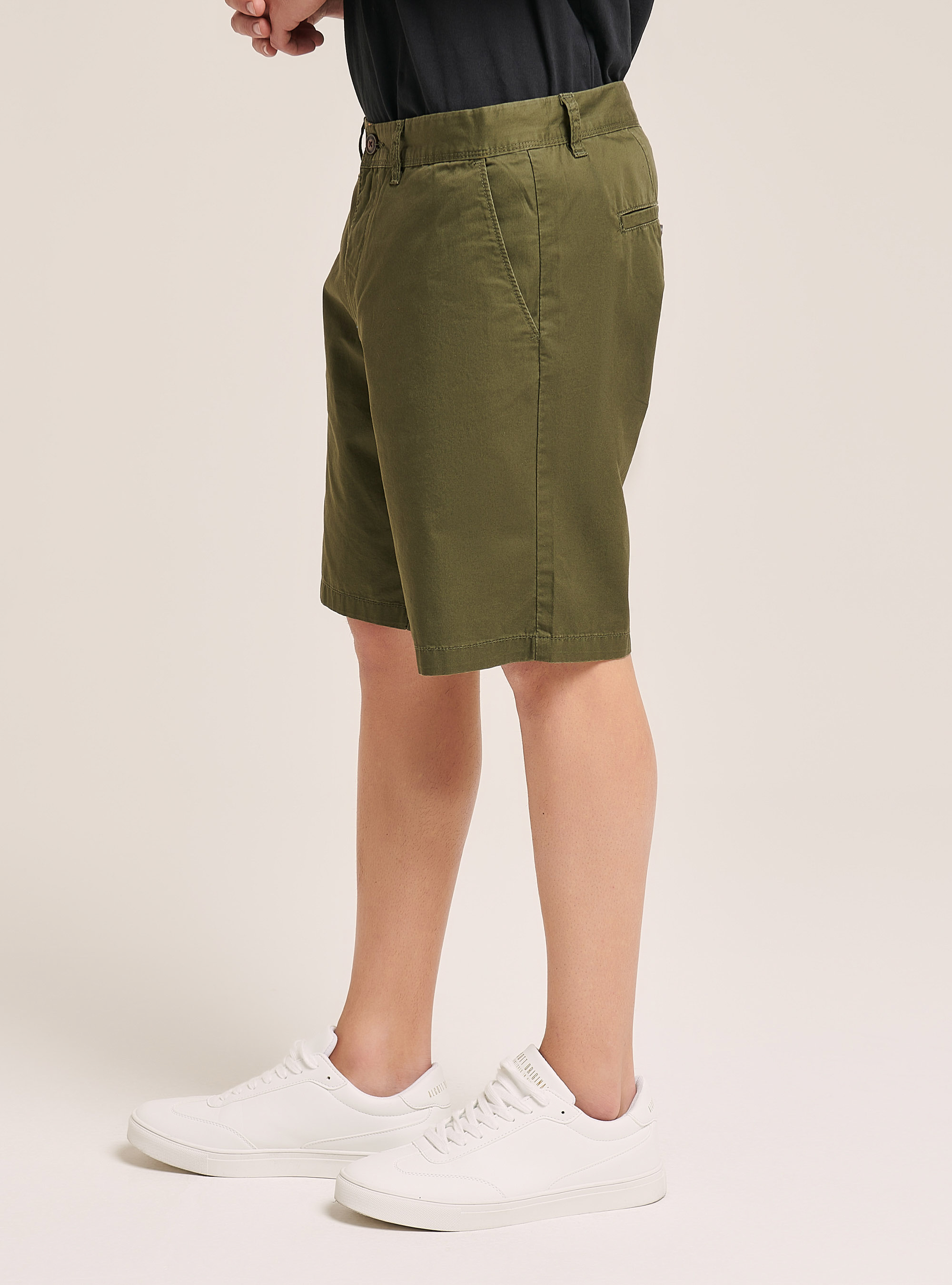 Basic Bermuda-Shorts aus Twill, C6573 KAKY
