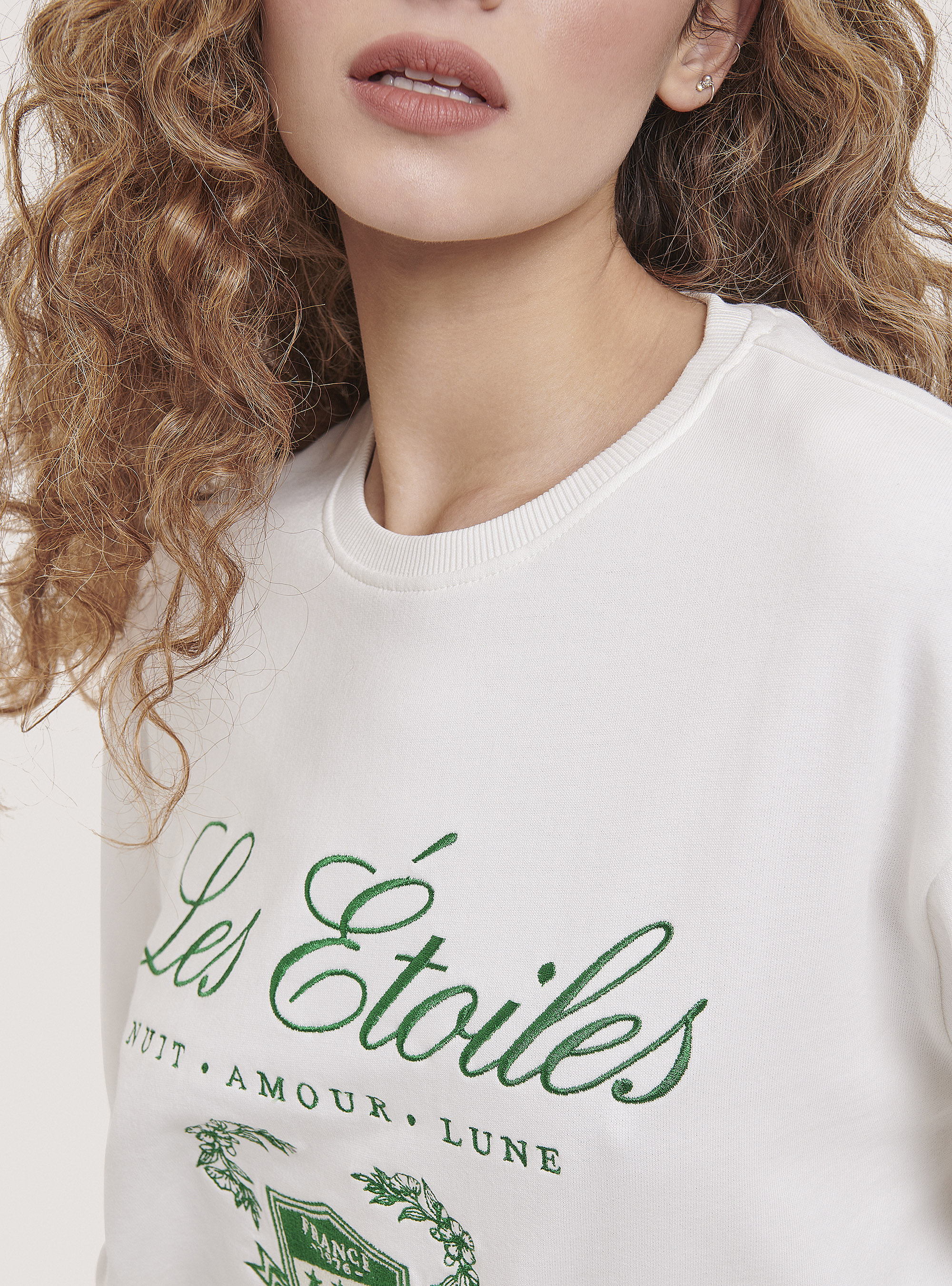 Sudadera de cuello redondo con bordado, C0020 OFF WHITE