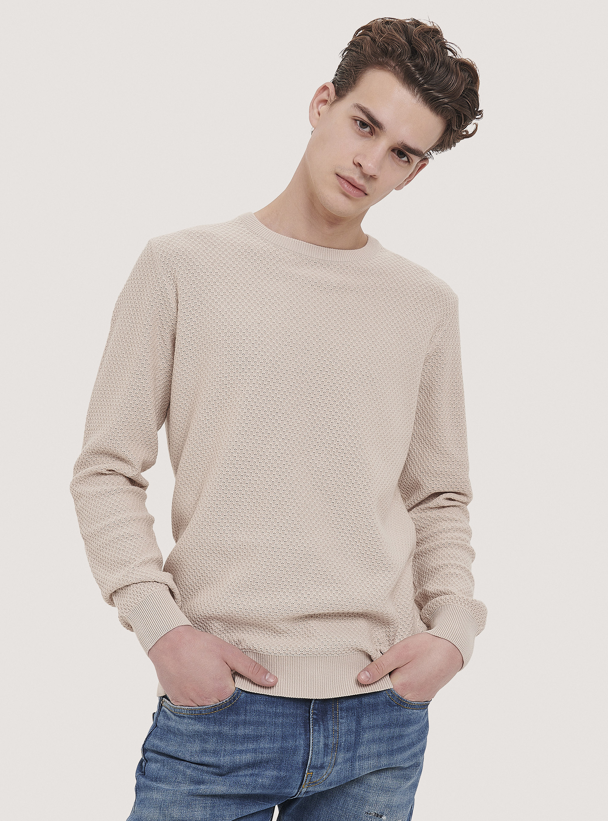 Crew-neck pullover with honeycomb texture, C1150 SAND