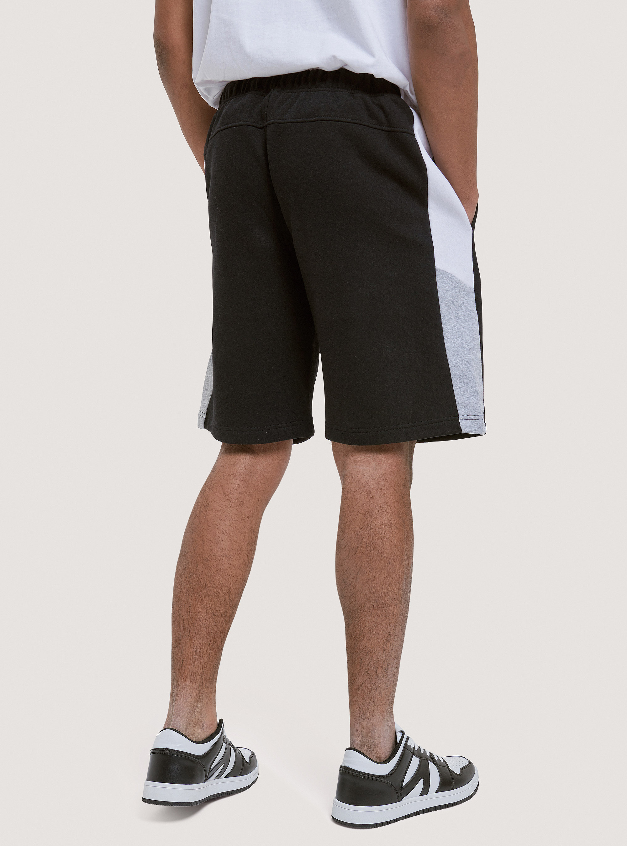 Short plush cotton trousers with print, BLACK