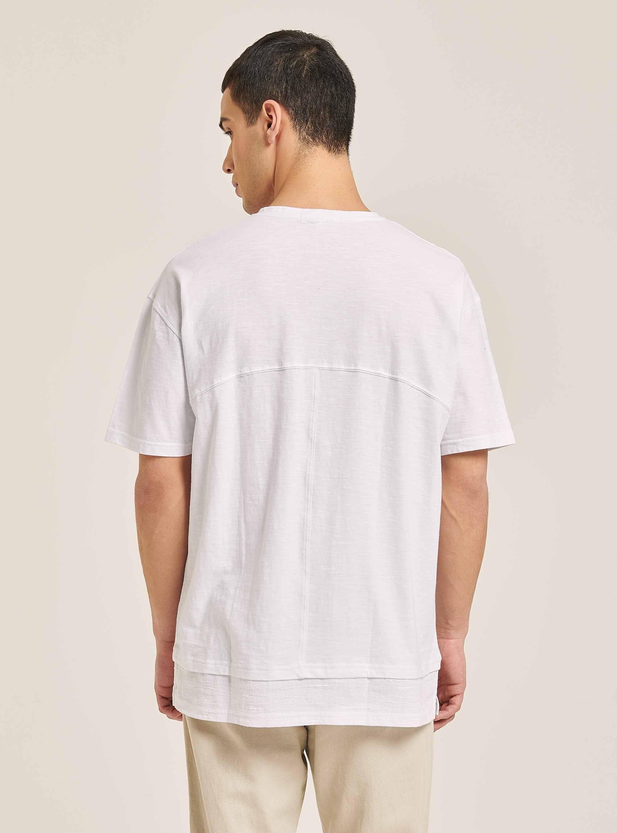 Maglietta in misto lino con collo serafino, BIANCO