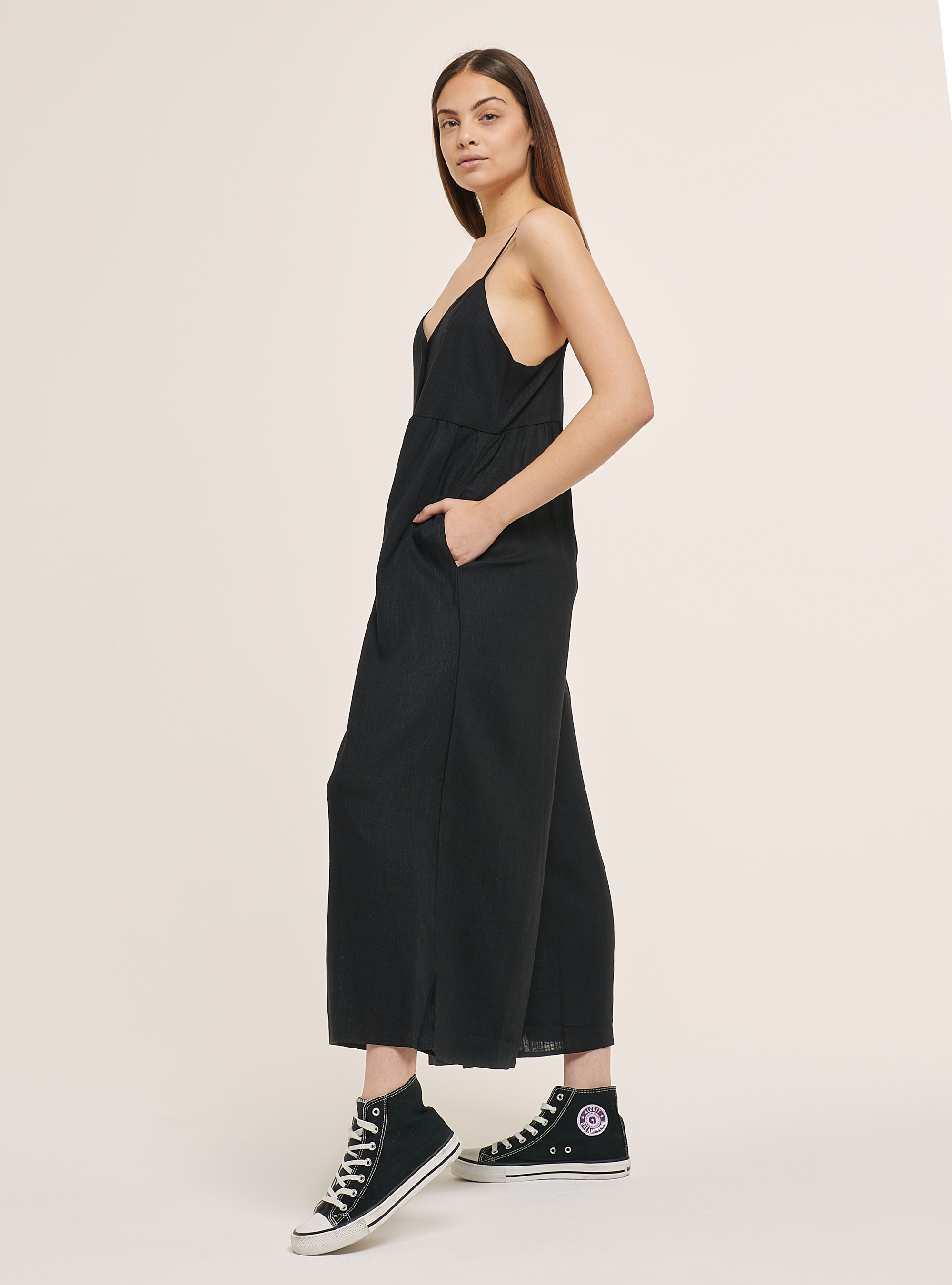 Plain-coloured linen-blend jumpsuit, BLACK