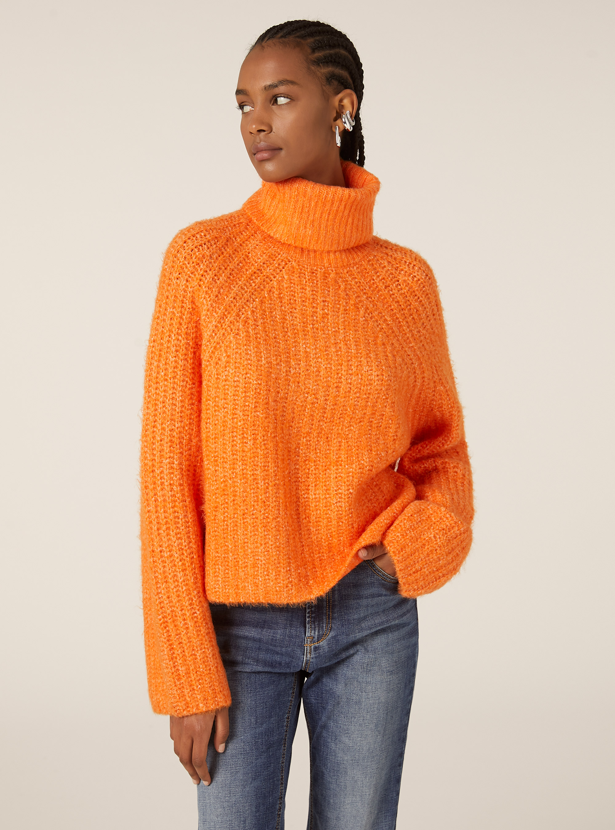Pullover mit englischem Rippstrick und hohem Kragen, OR3 ORANGE LIGHT