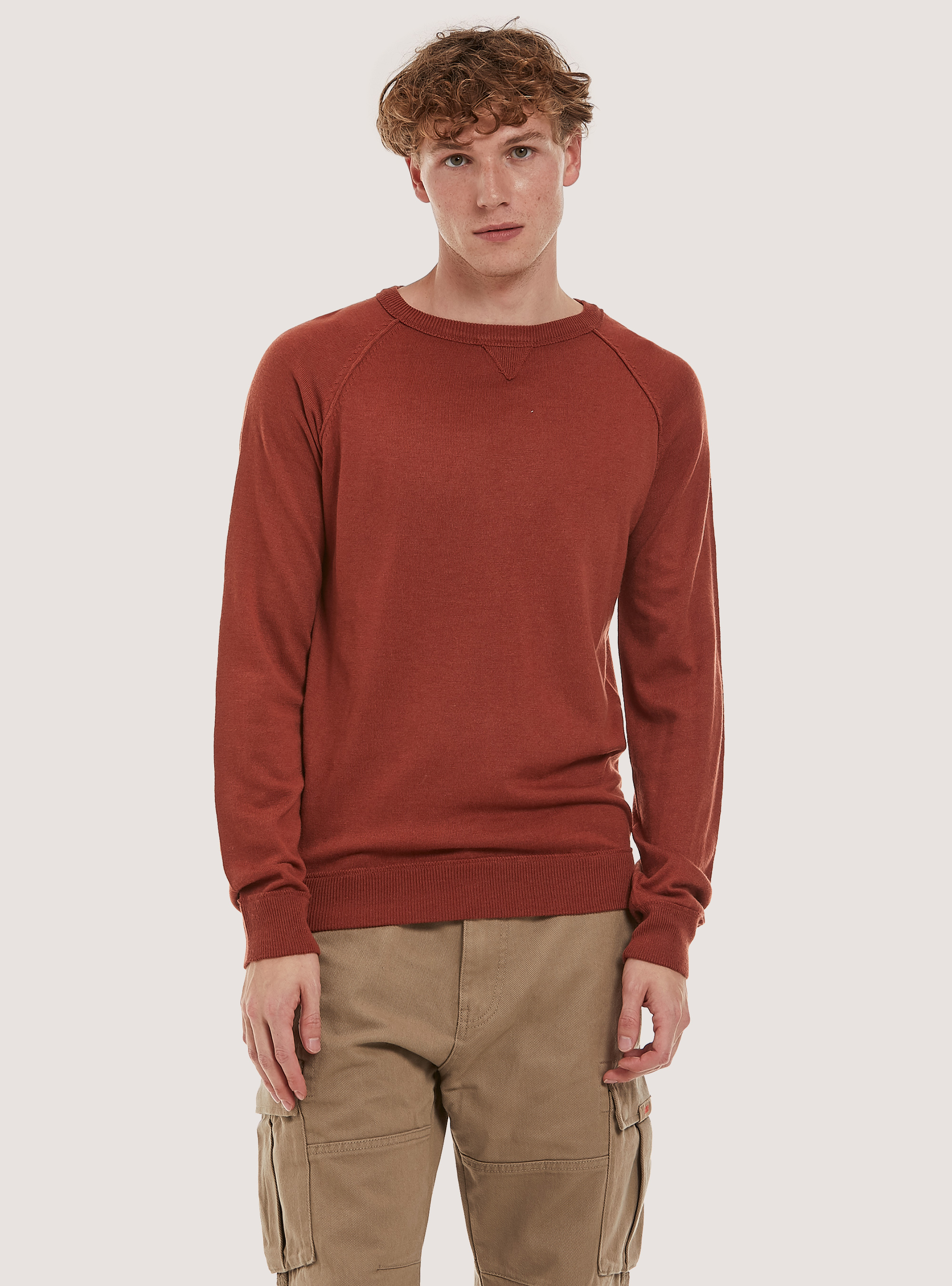 Plain-coloured crew-neck pullover, RT2 RUSTY MEDIUM