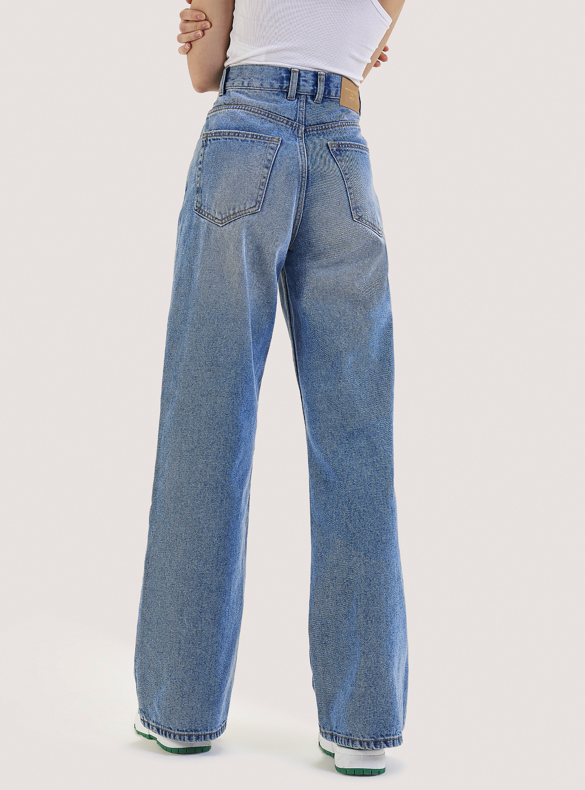 Jeans en coton à jambe large, D005 LIGHT BLUE