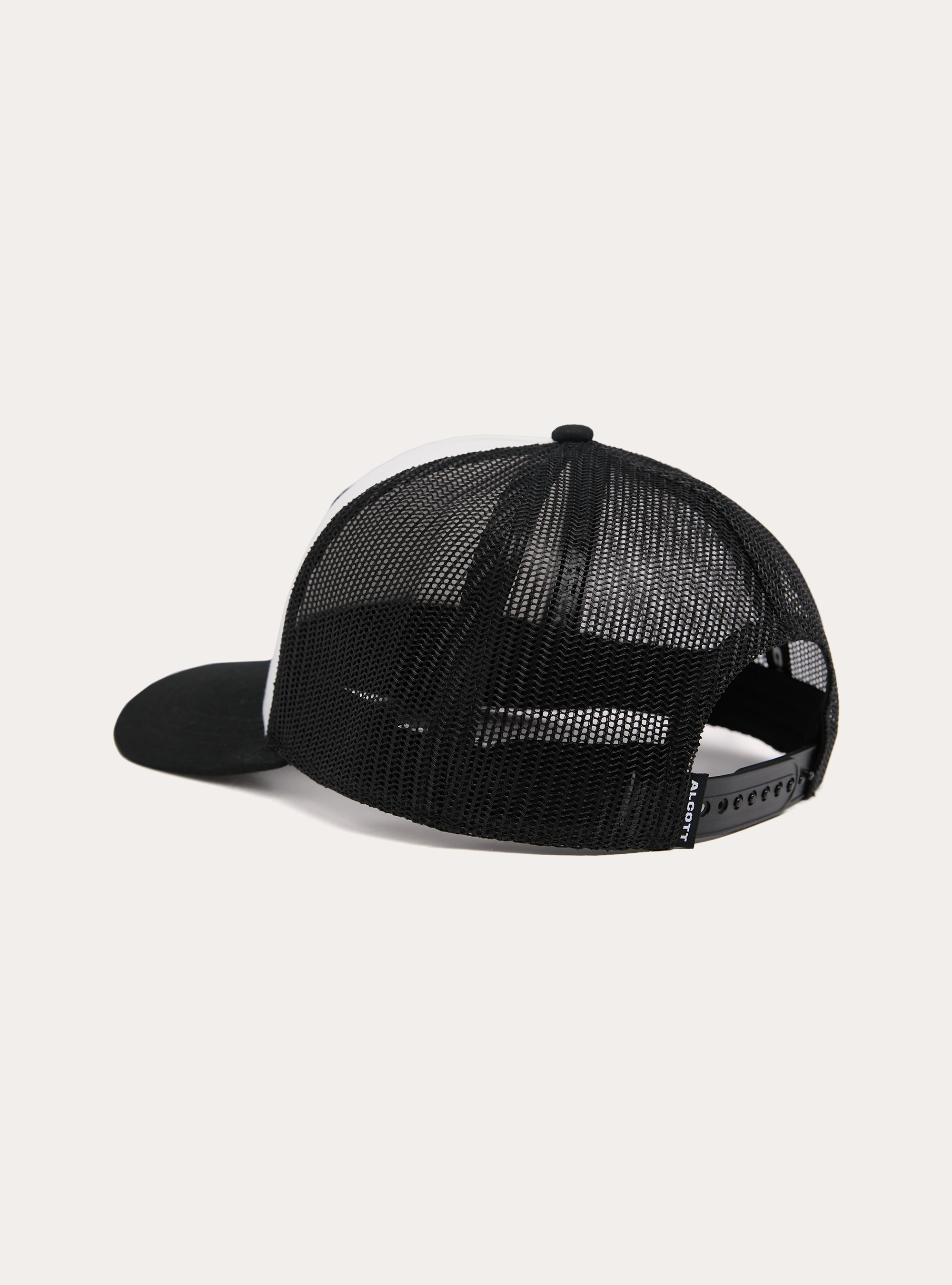 Trucker hat with patch, WH1 OFF WHITE