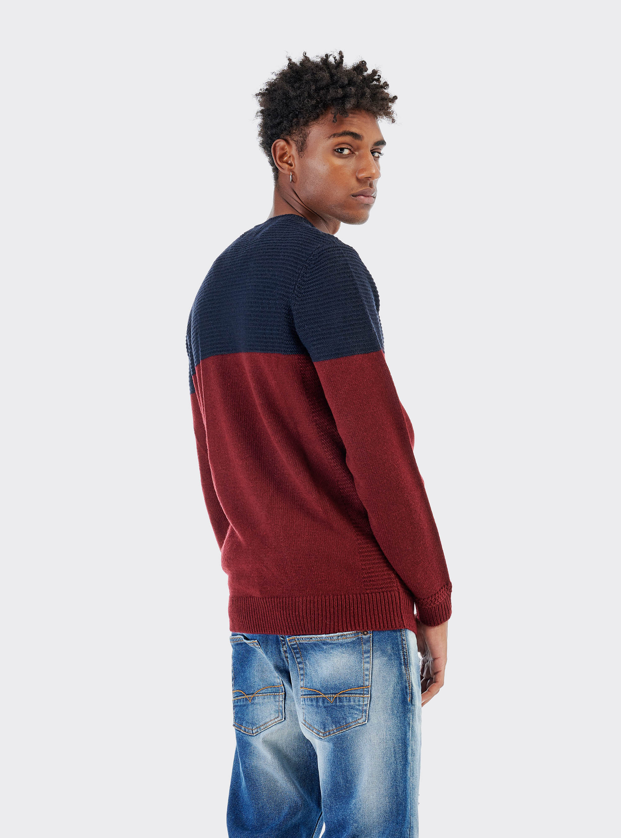 Jersey color block en mezcla de lana con bolsillo, AZUL MARINO