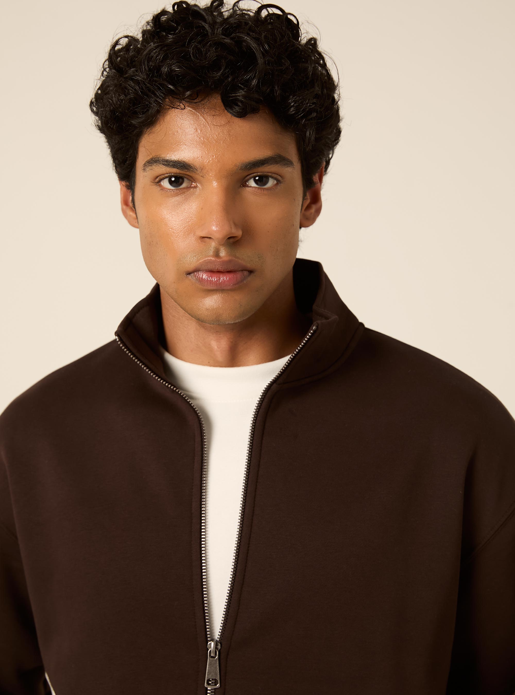 Cardigan con cerniera mezzocollo, BR1 BROWN DARK
