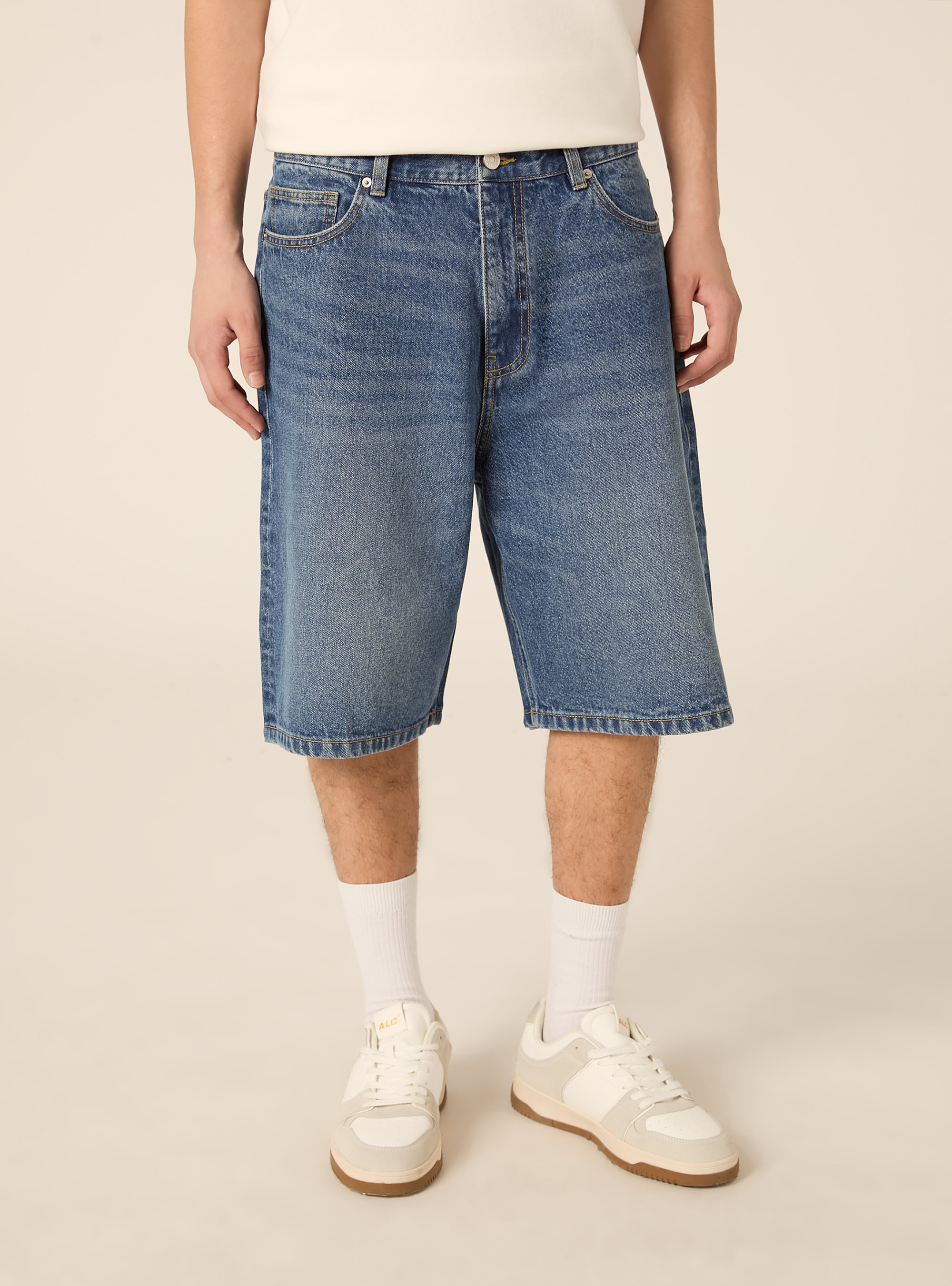 Bermuda jort fit  in denim, D003 MEDIUM BLUE