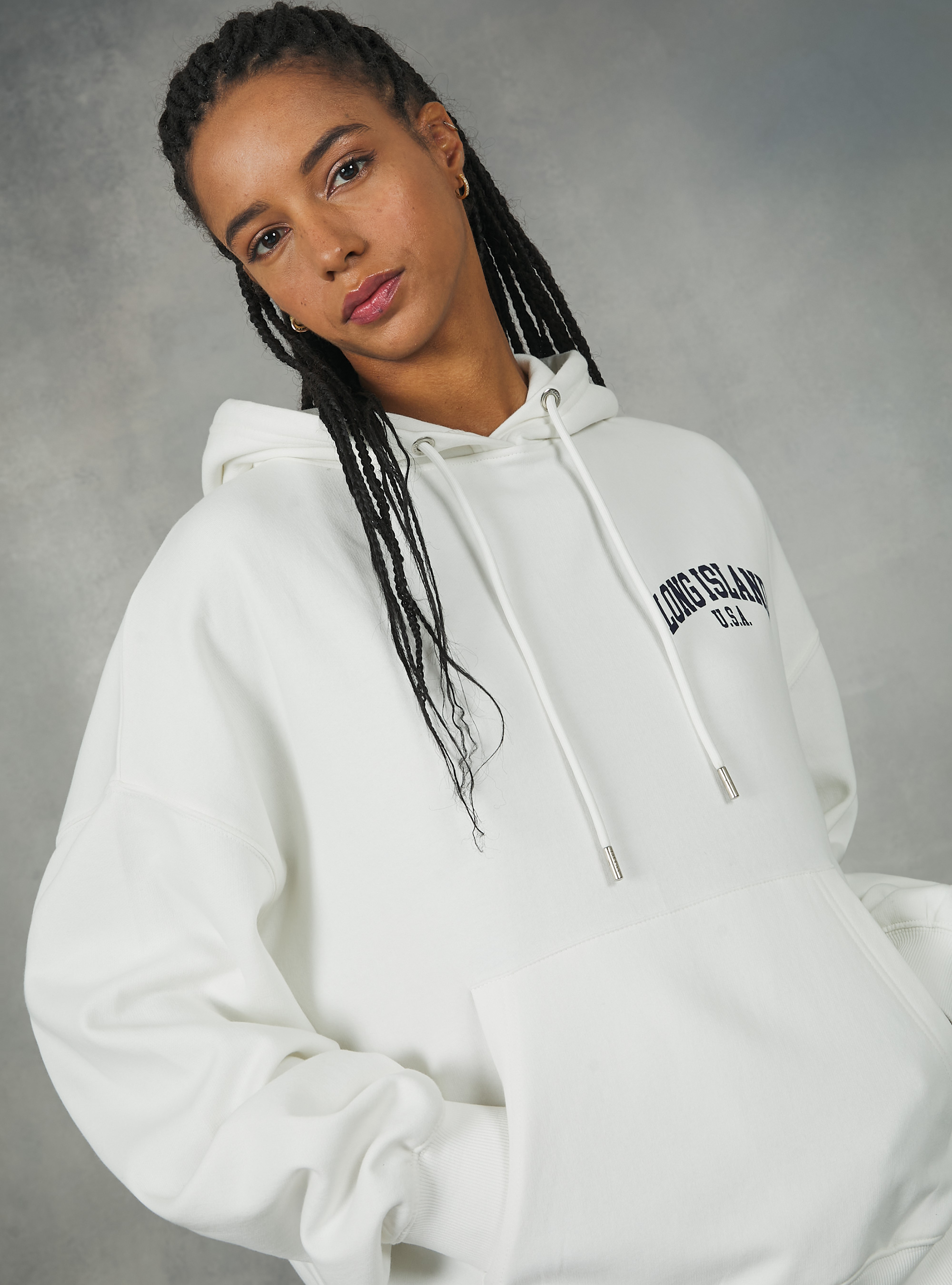 Sweatshirt avec imprim&eacute; coll&egrave;ge et capuche, WH2 WHITE