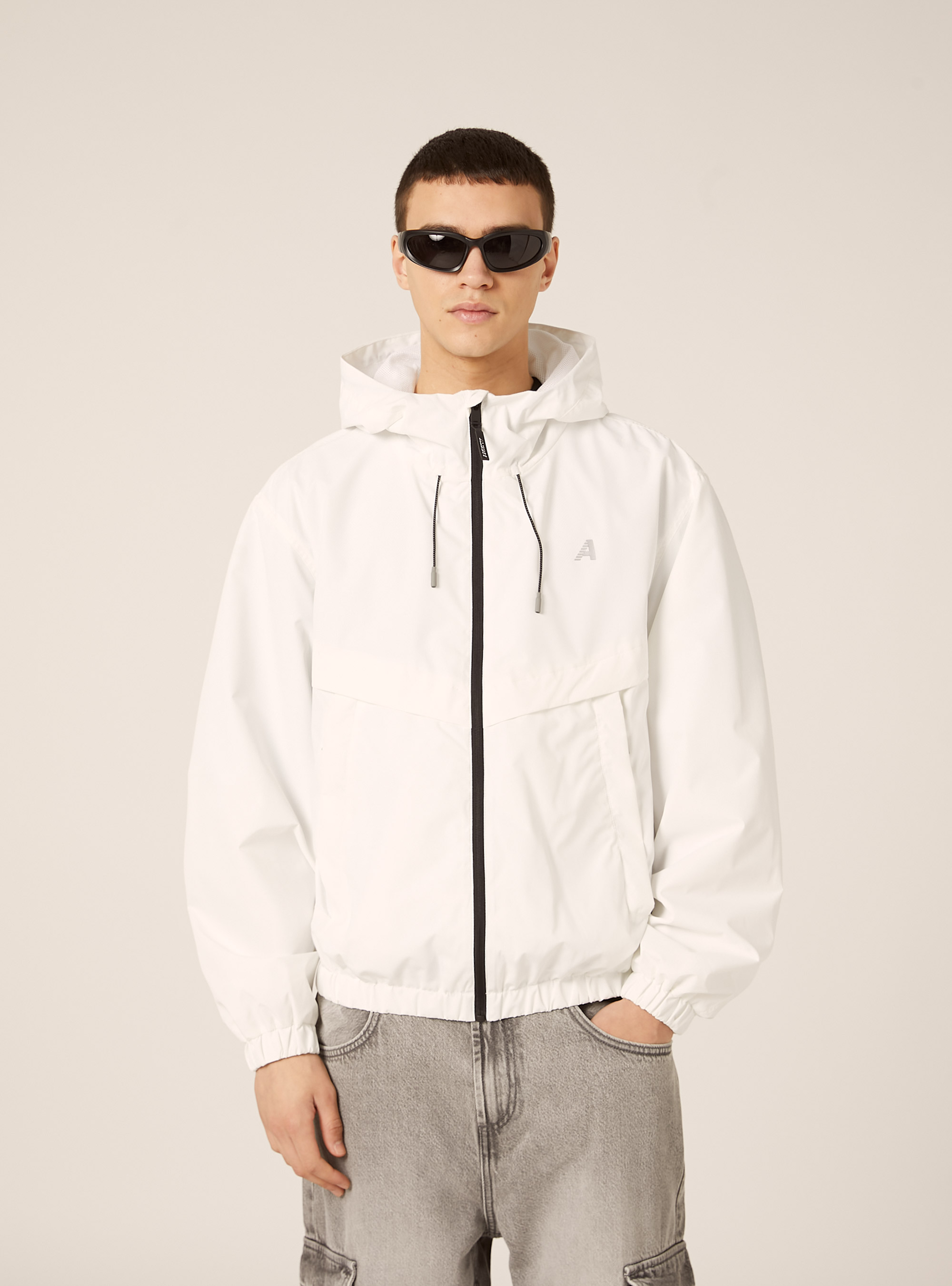 Giubbotto tecnico con cappuccio, WH2 WHITE