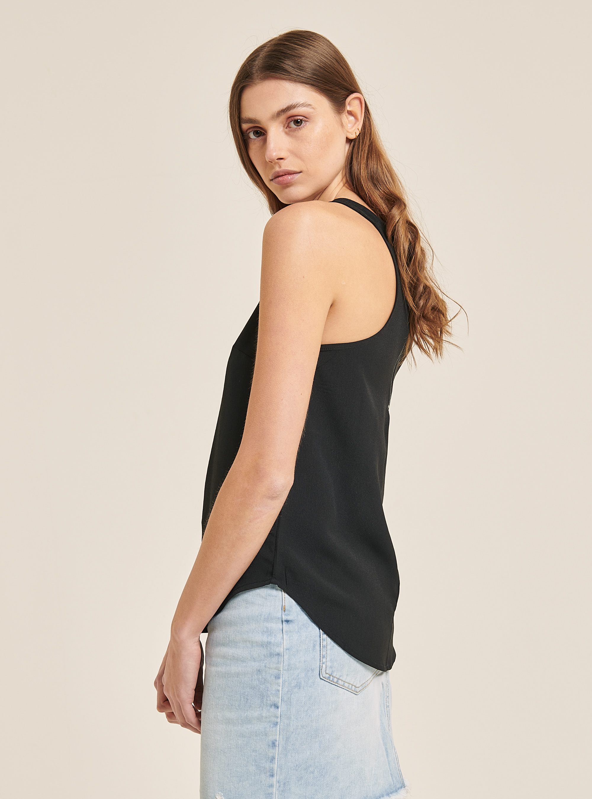 Blouse with zipper on the back, BLACK
