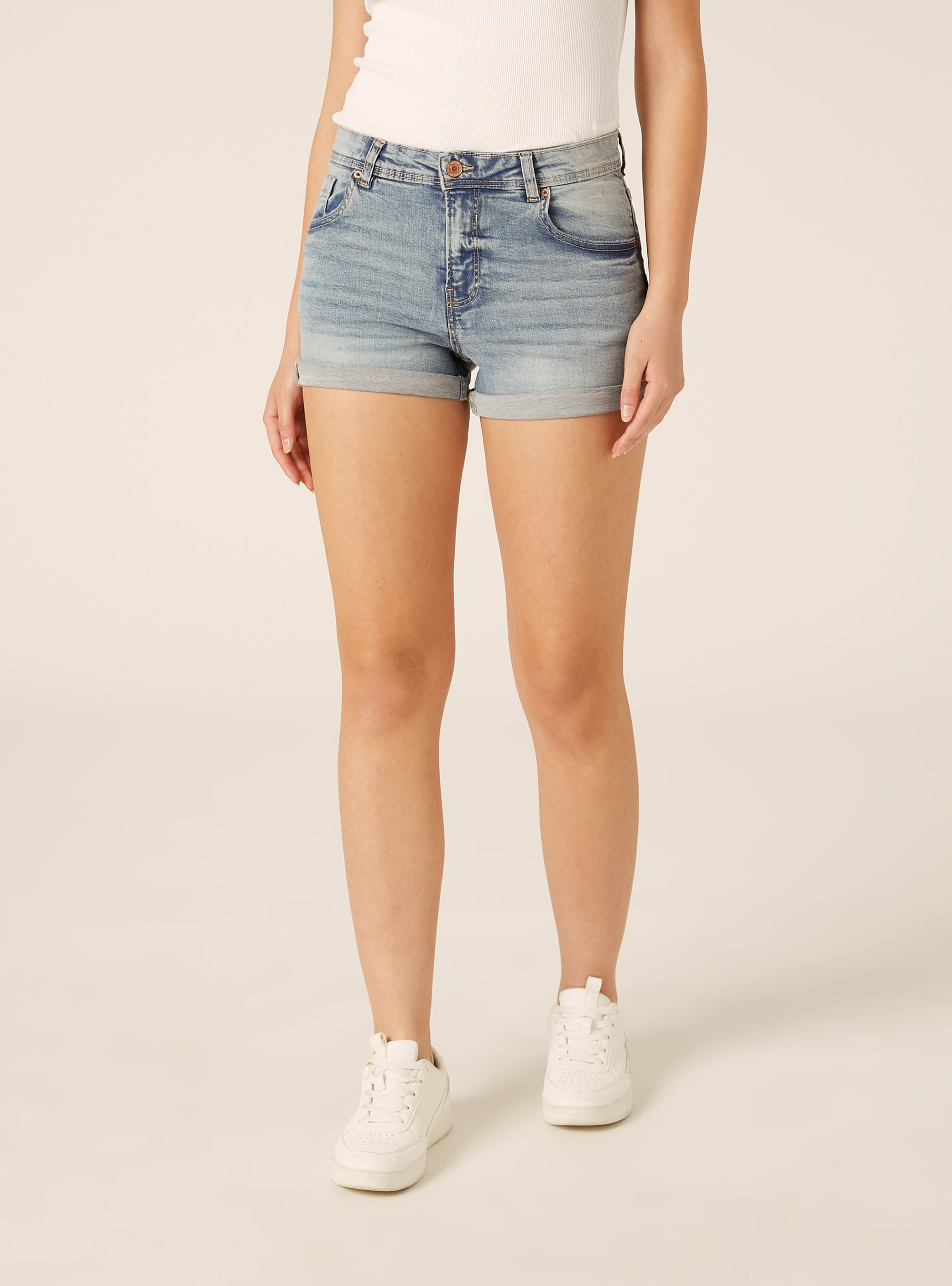 Slim Fit Denim Shorts with Rolled Cuffs, D004 MEDIUM LIGHT BLUE