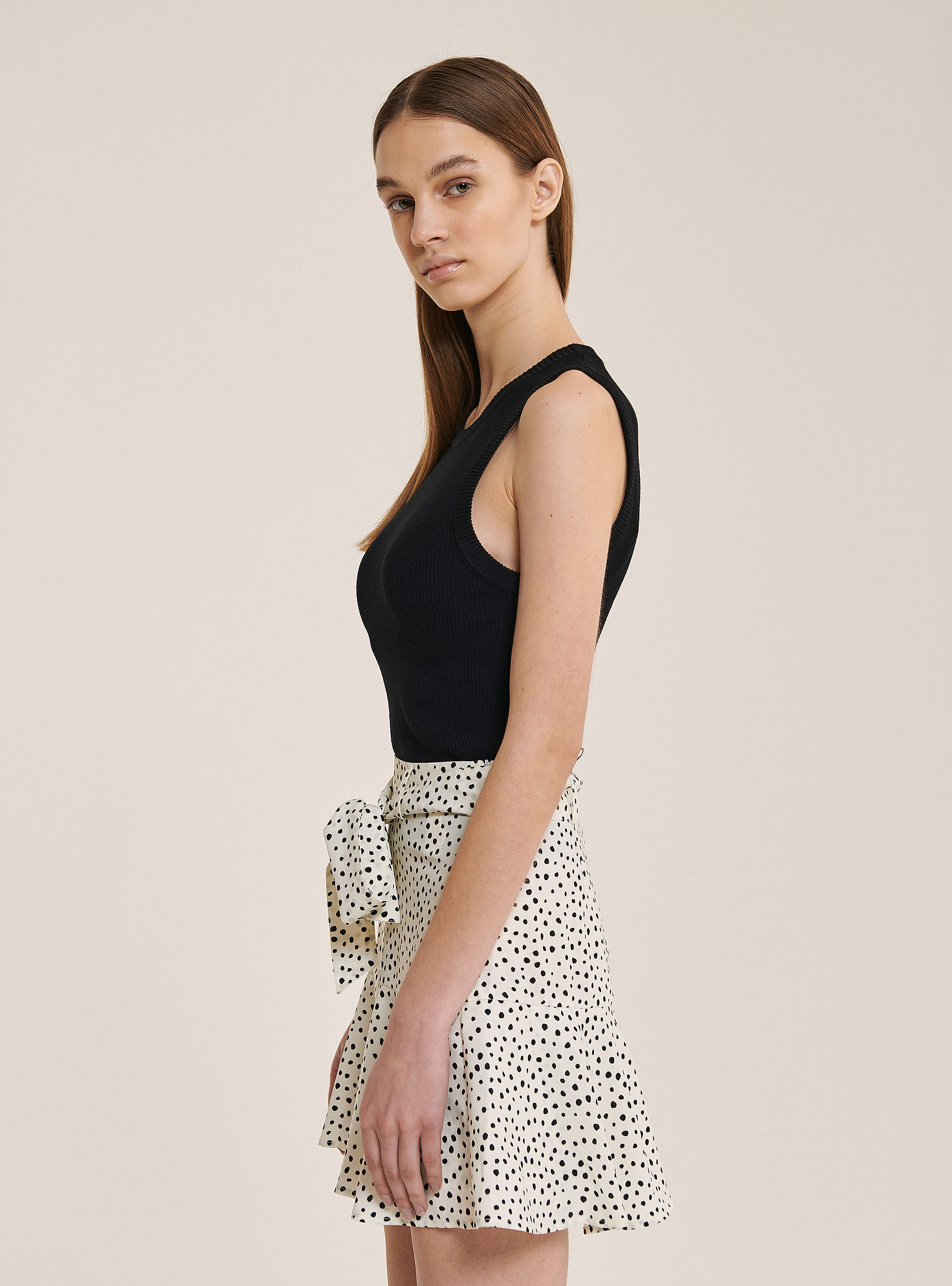 Gesättigter Pullover mit Ripp, C101 BLACK