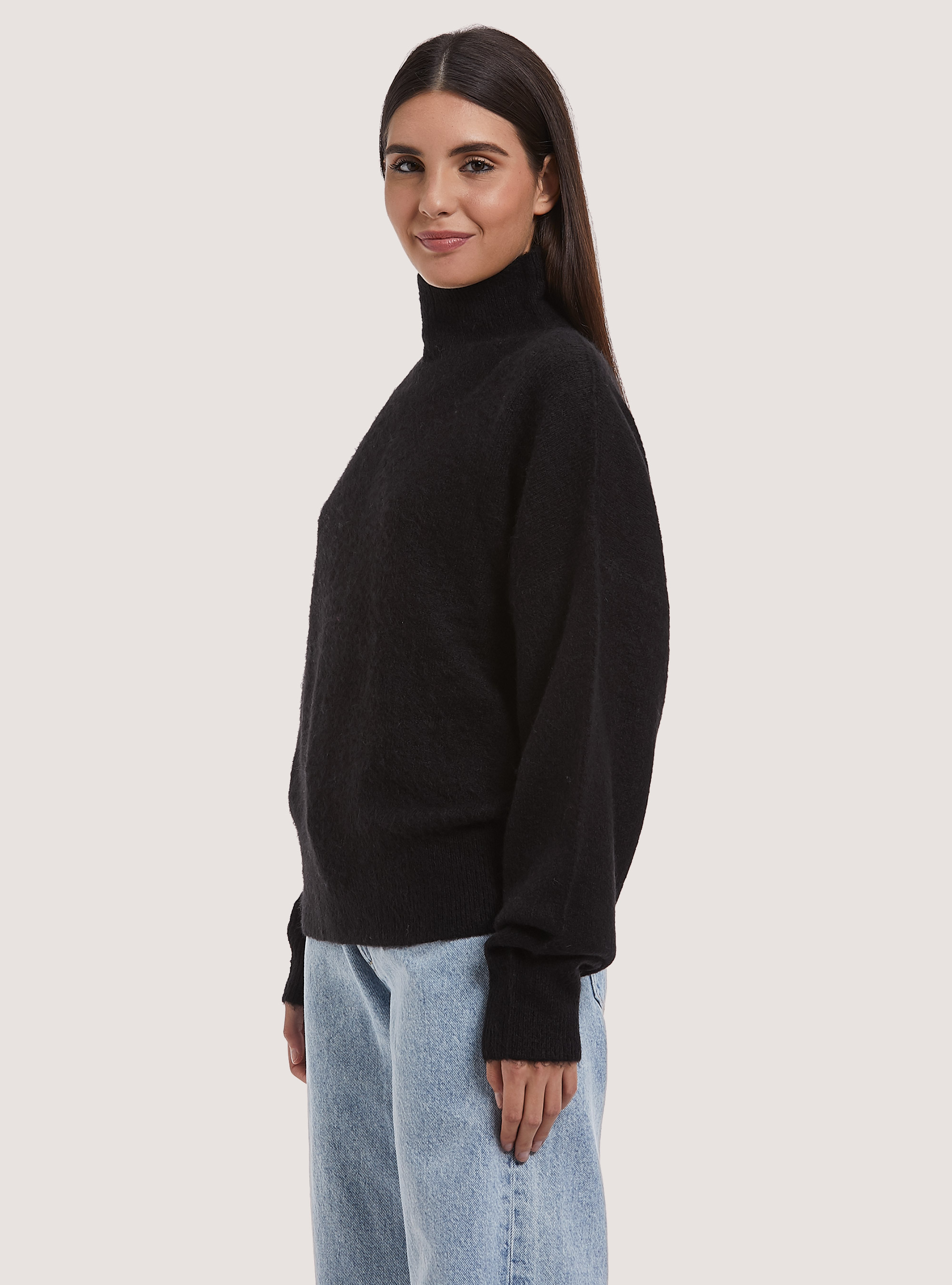 Pullover morbido collo alto comfort fit, BK1 BLACK