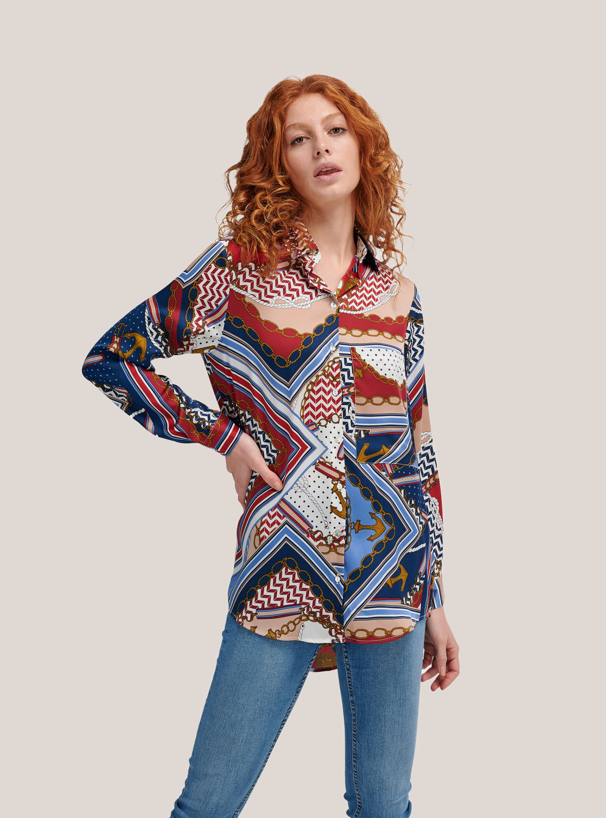 Camicia long fit stampata, MULTICOLORE