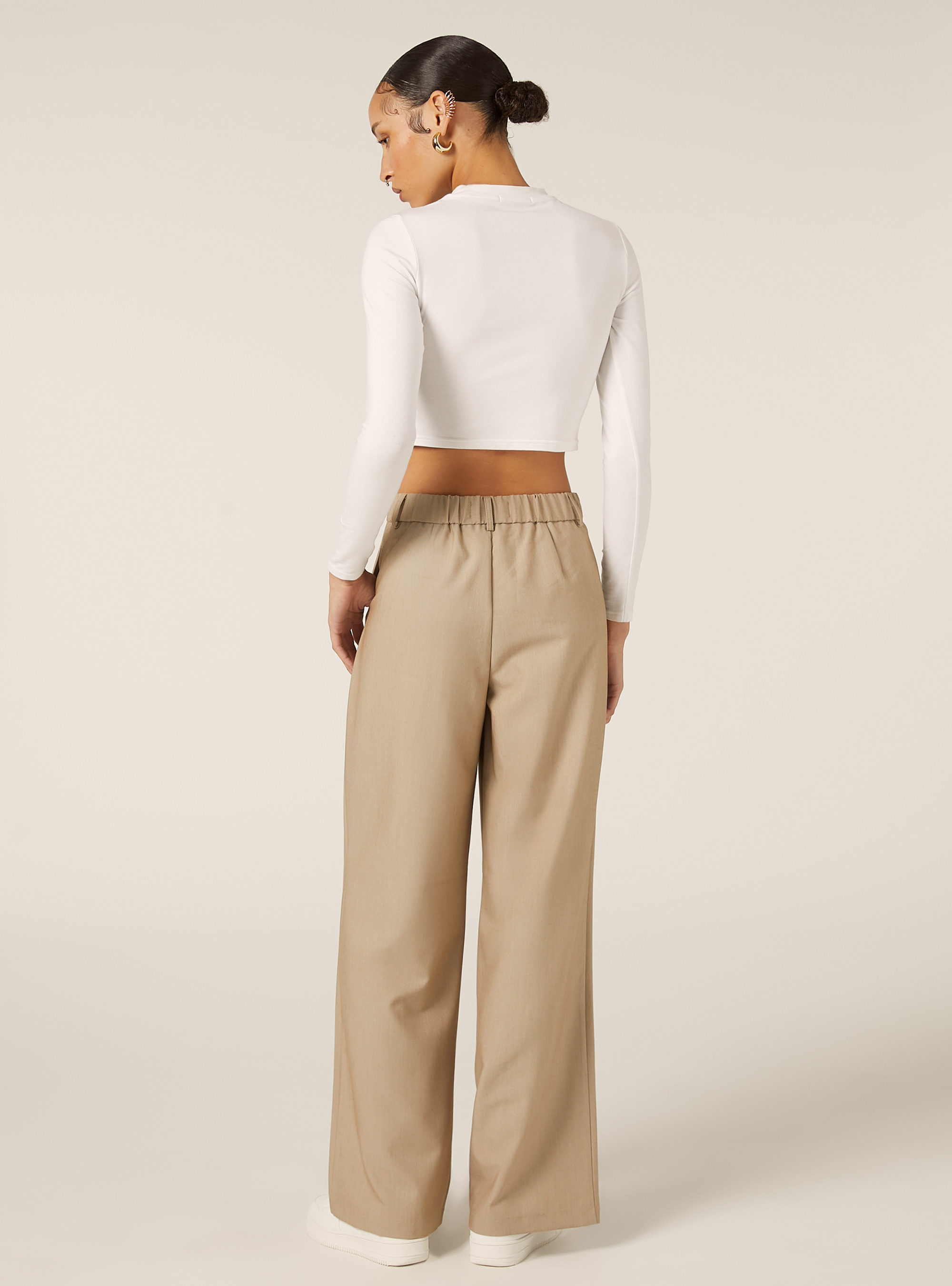 Tailored trousers with pleats, BG3 BEIGE LIGHT