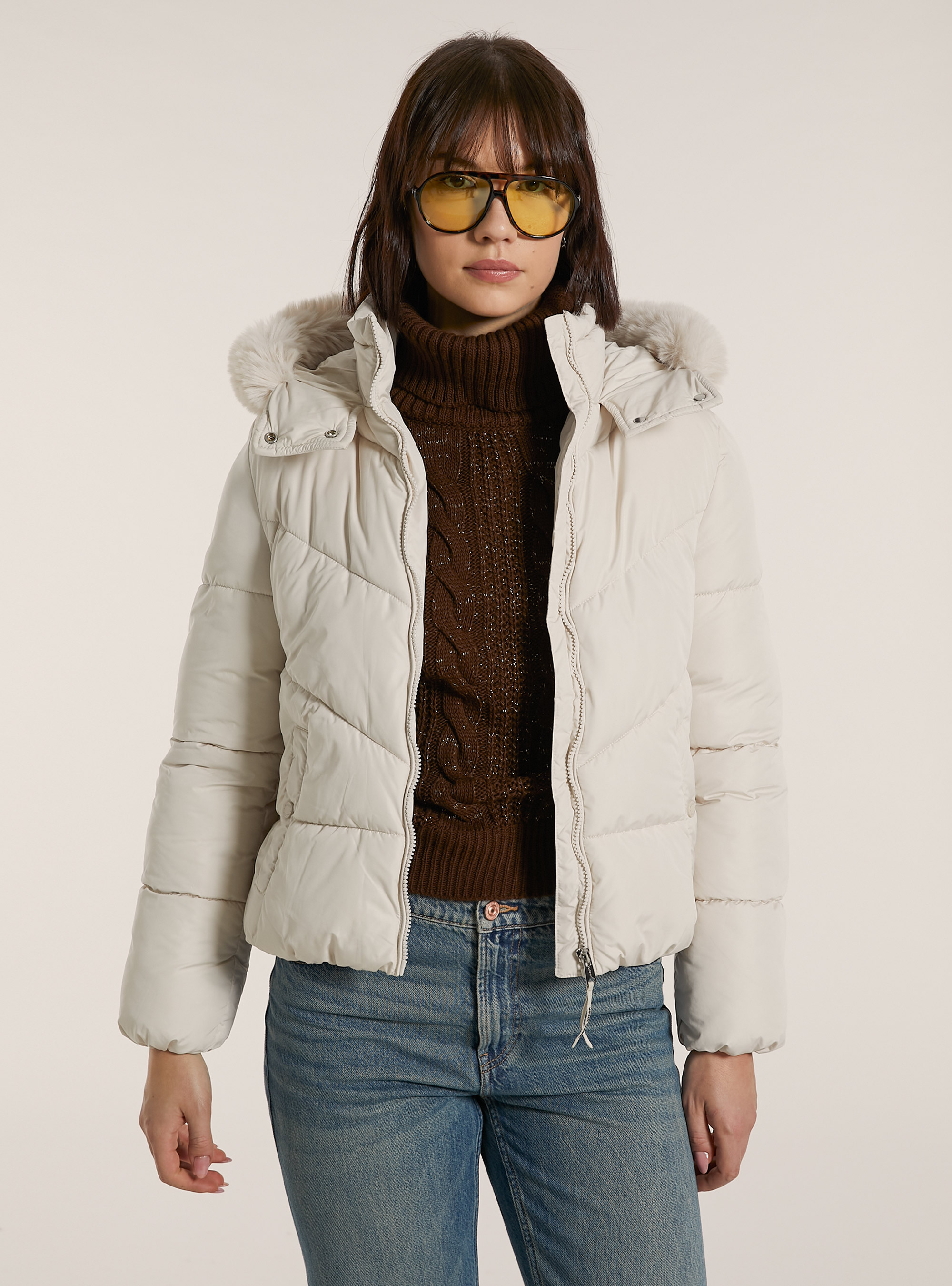 Puffy jacket with faux fur hood, WH2 WHITE