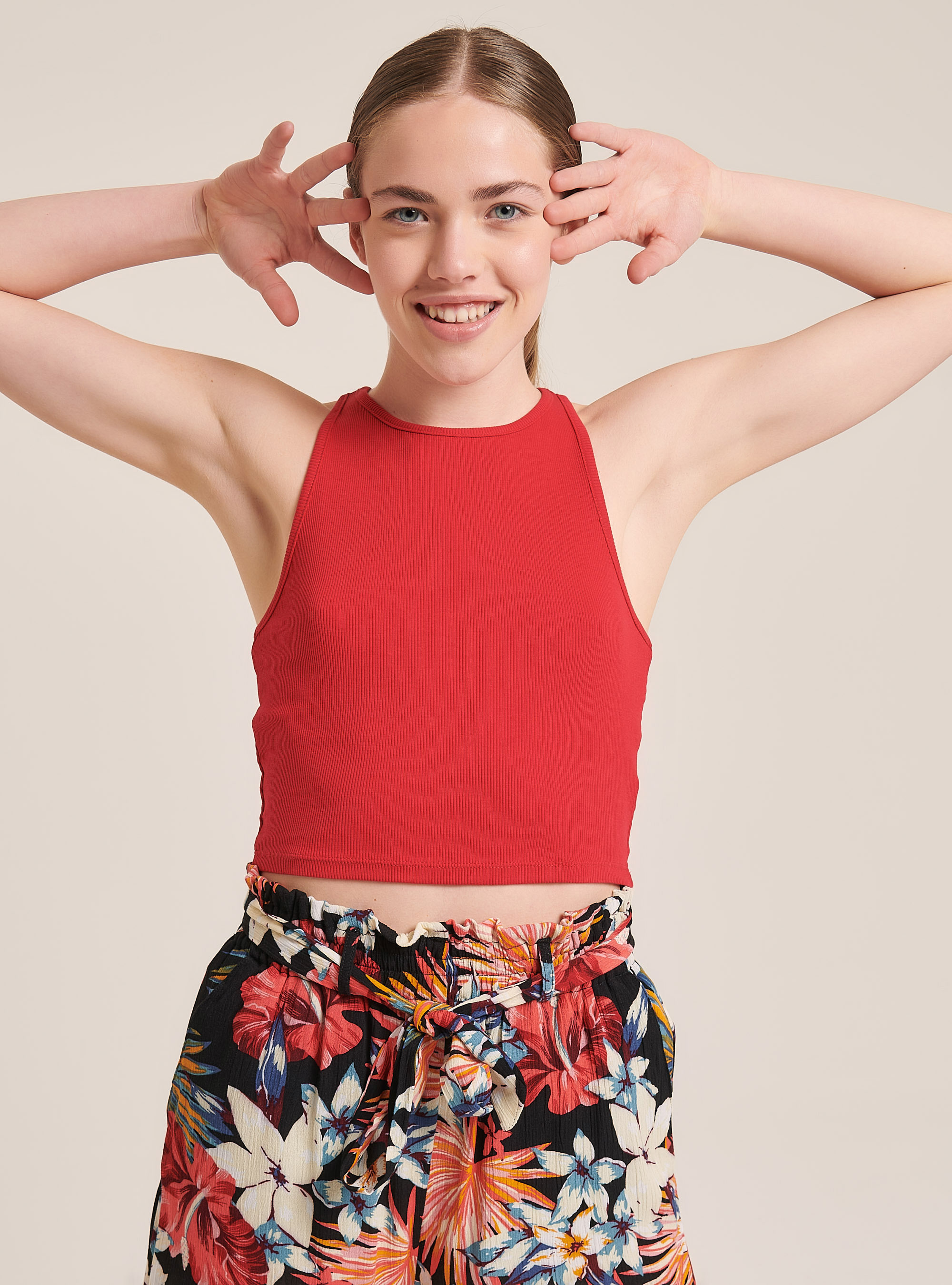 Crop top elastico a coste in cotone, C3376 RED