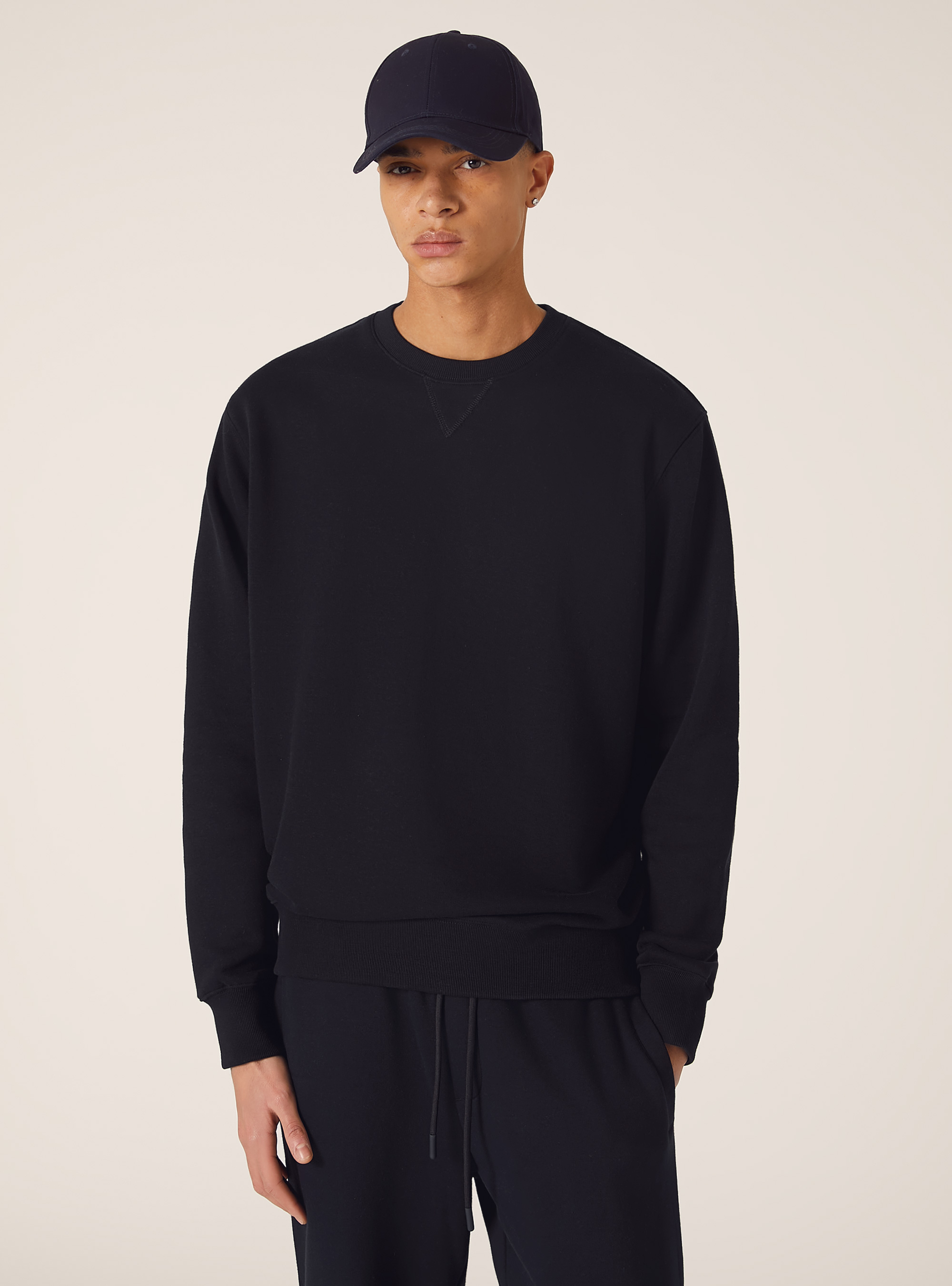 Plain-coloured crew-neck sweatshirt, NA1 NAVY DARK